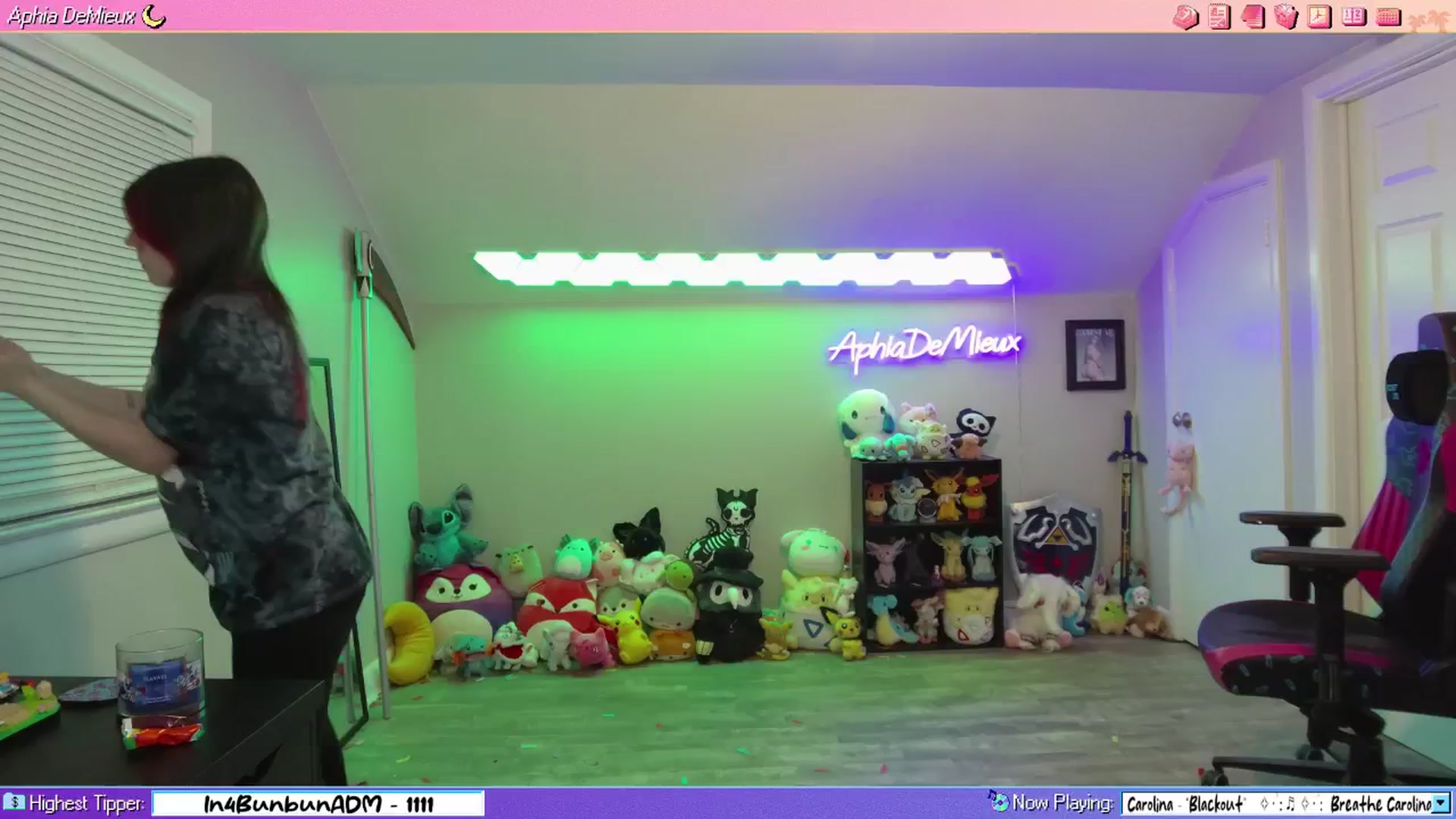 Gallery image thumbnail from AphiaDeMieux's myfreecams stream on, 01/01/2026, 08:37 image 18 of 20