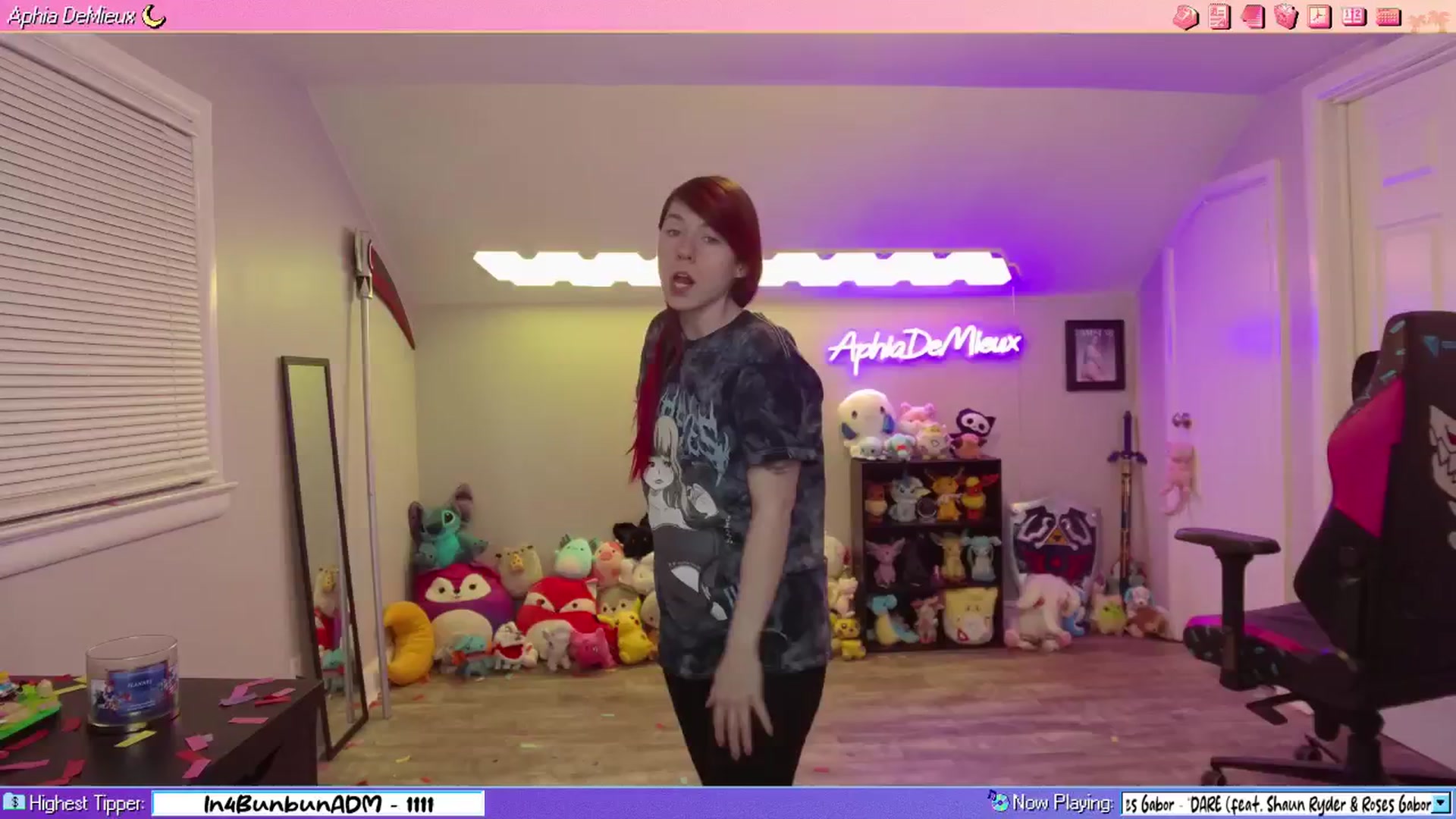 Gallery image thumbnail from AphiaDeMieux's myfreecams stream on, 01/01/2026, 08:37 image 6 of 20