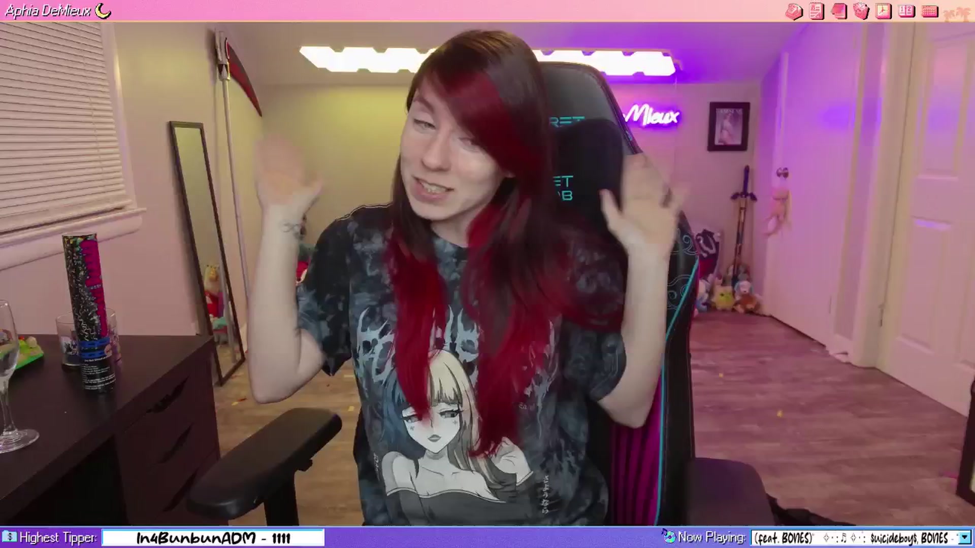 Gallery image thumbnail from AphiaDeMieux's myfreecams stream on, 01/01/2026, 08:37 image 2 of 20