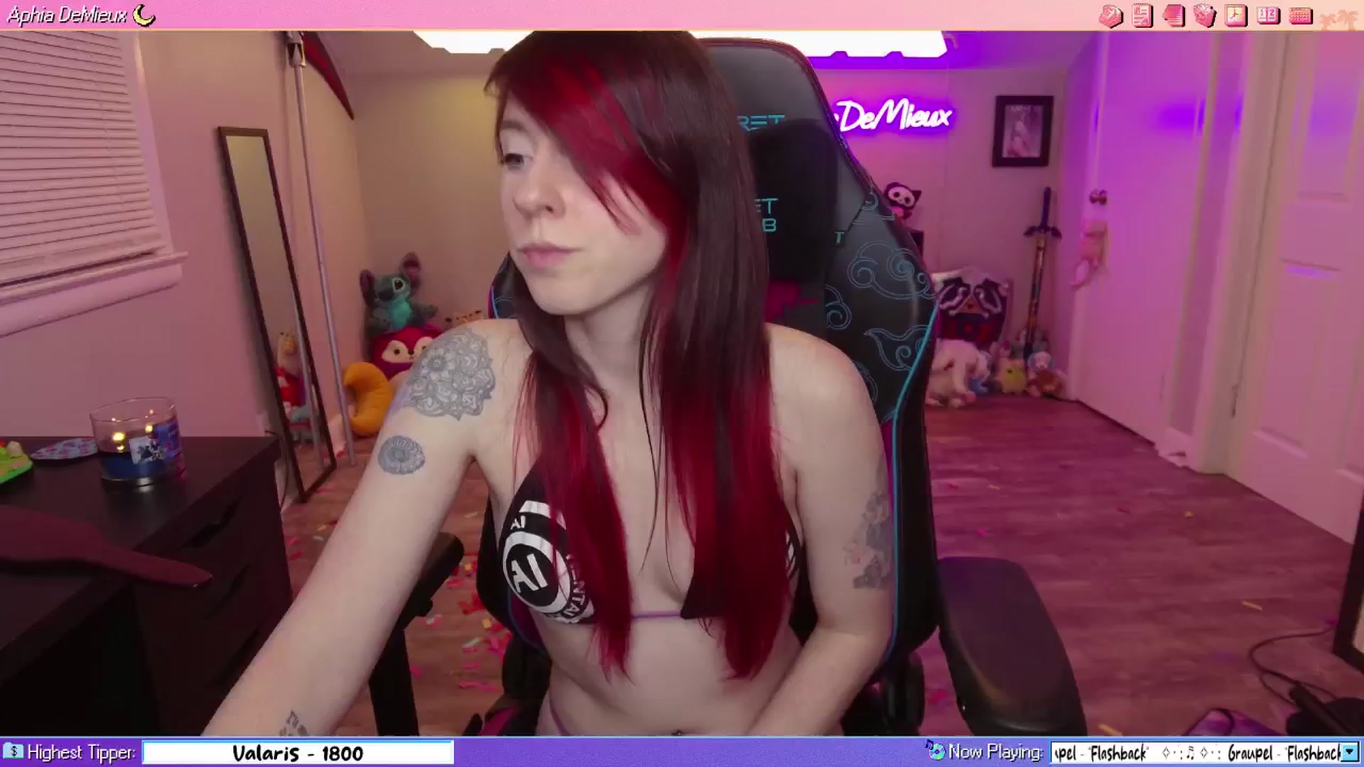 Gallery image thumbnail from AphiaDeMieux's myfreecams stream on, 01/02/2026, 05:34 image 14 of 20