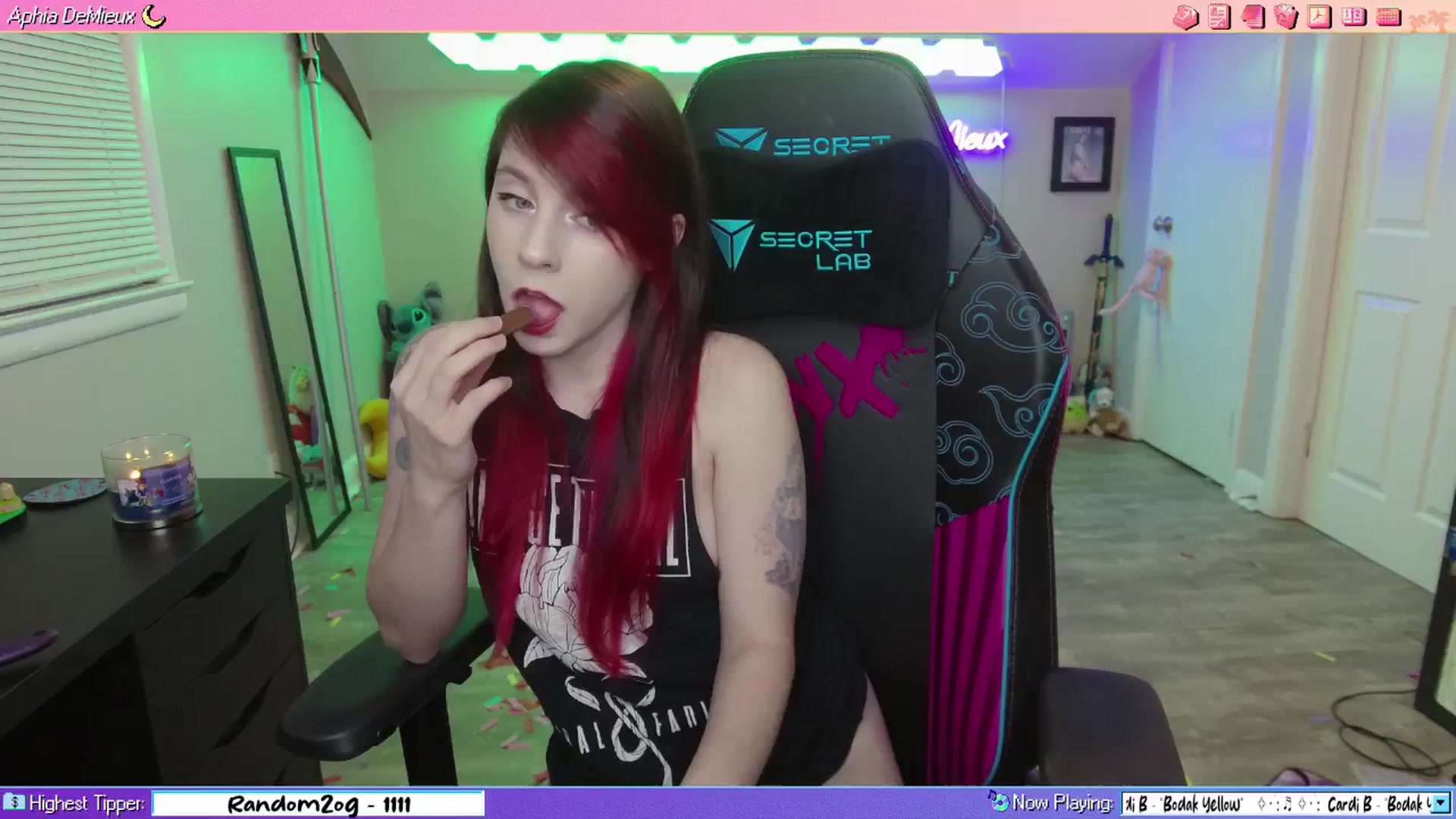 Gallery image thumbnail from AphiaDeMieux's myfreecams stream on, 01/03/2026, 03:40 image 11 of 20