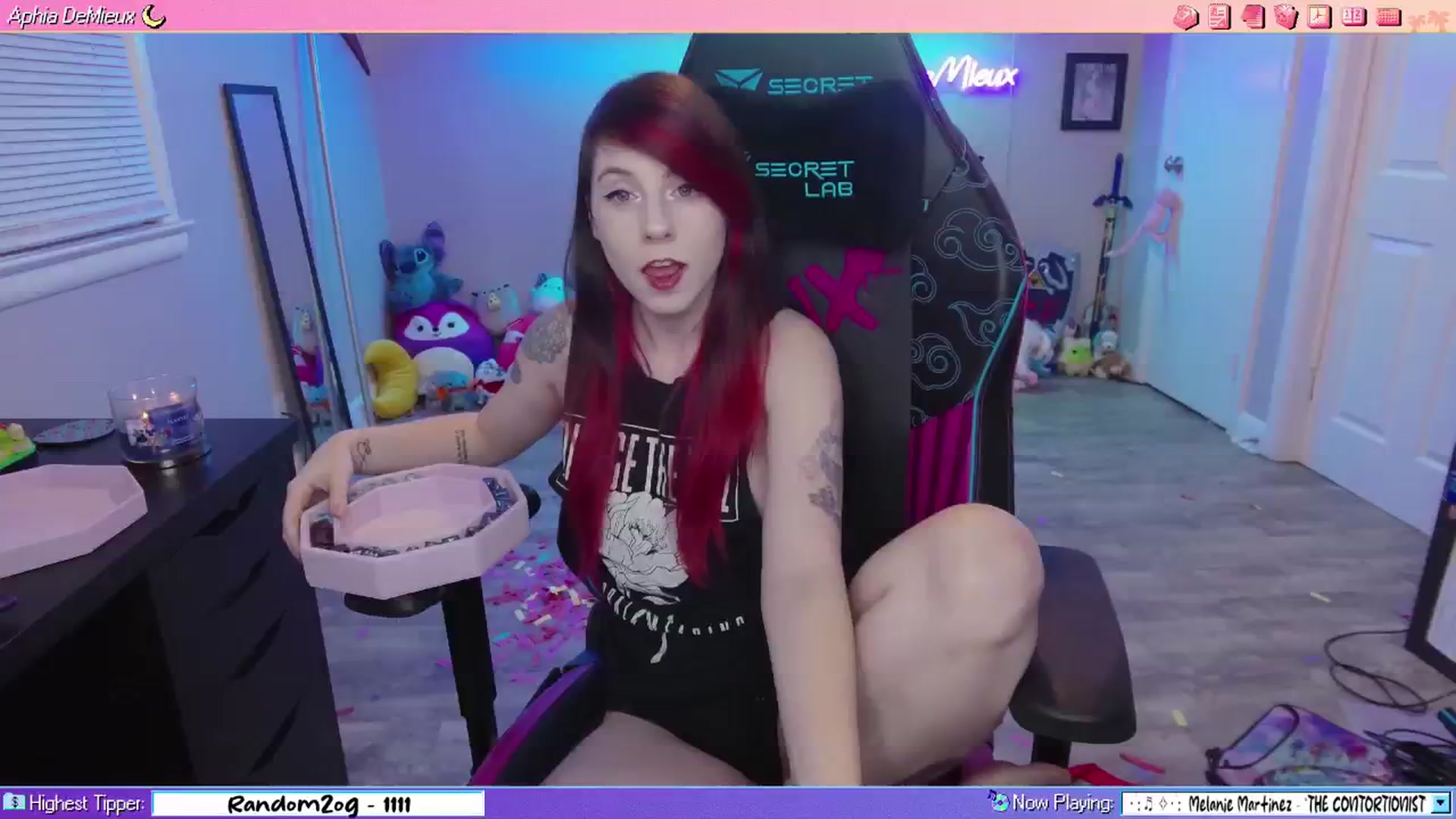 Gallery image thumbnail from AphiaDeMieux's myfreecams stream on, 01/03/2026, 03:40 image 17 of 20