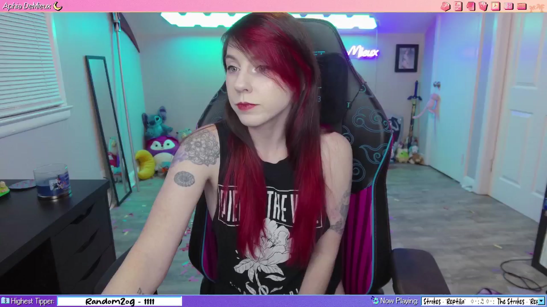 Gallery image thumbnail from AphiaDeMieux's myfreecams stream on, 01/03/2026, 03:40 image 2 of 20