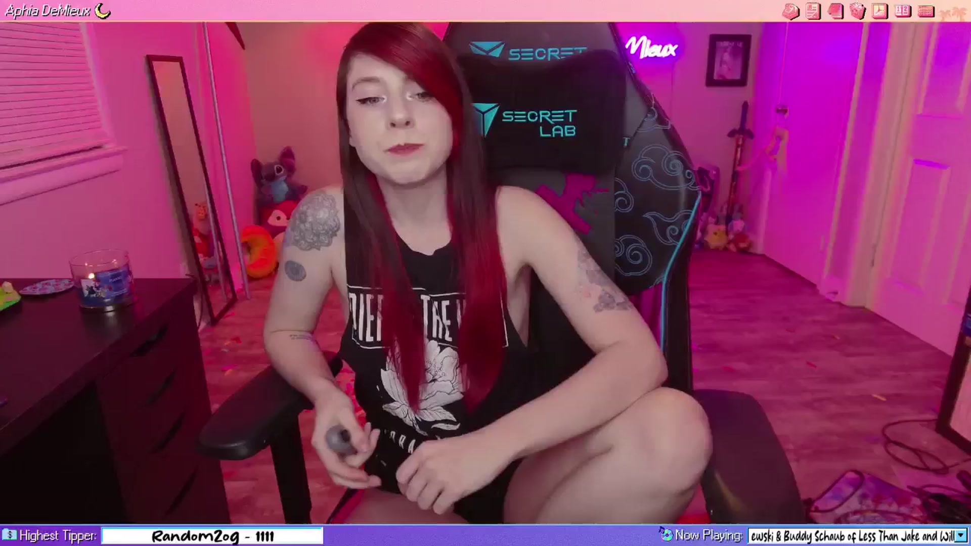 Gallery image thumbnail from AphiaDeMieux's myfreecams stream on, 01/03/2026, 05:04 image 3 of 20