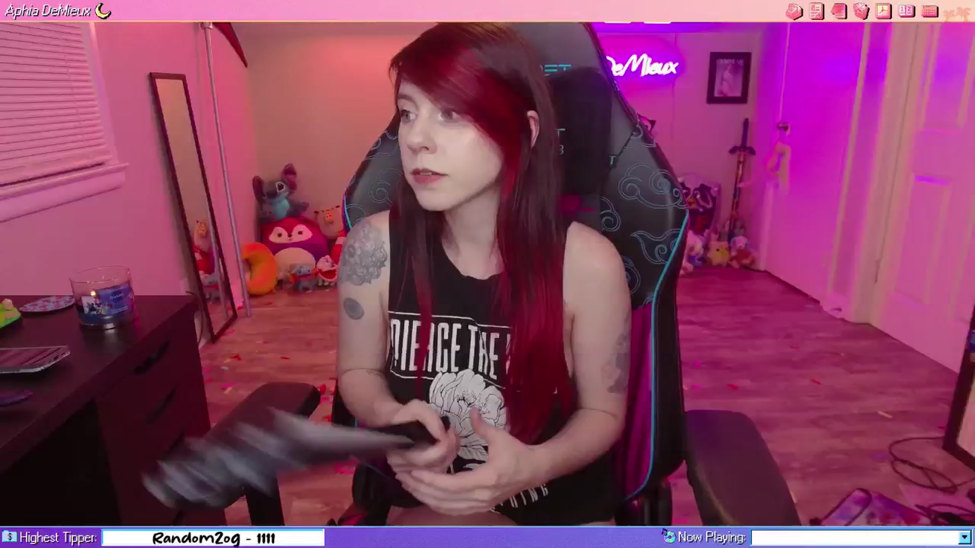 Gallery image thumbnail from AphiaDeMieux's myfreecams stream on, 01/03/2026, 05:04 image 17 of 20
