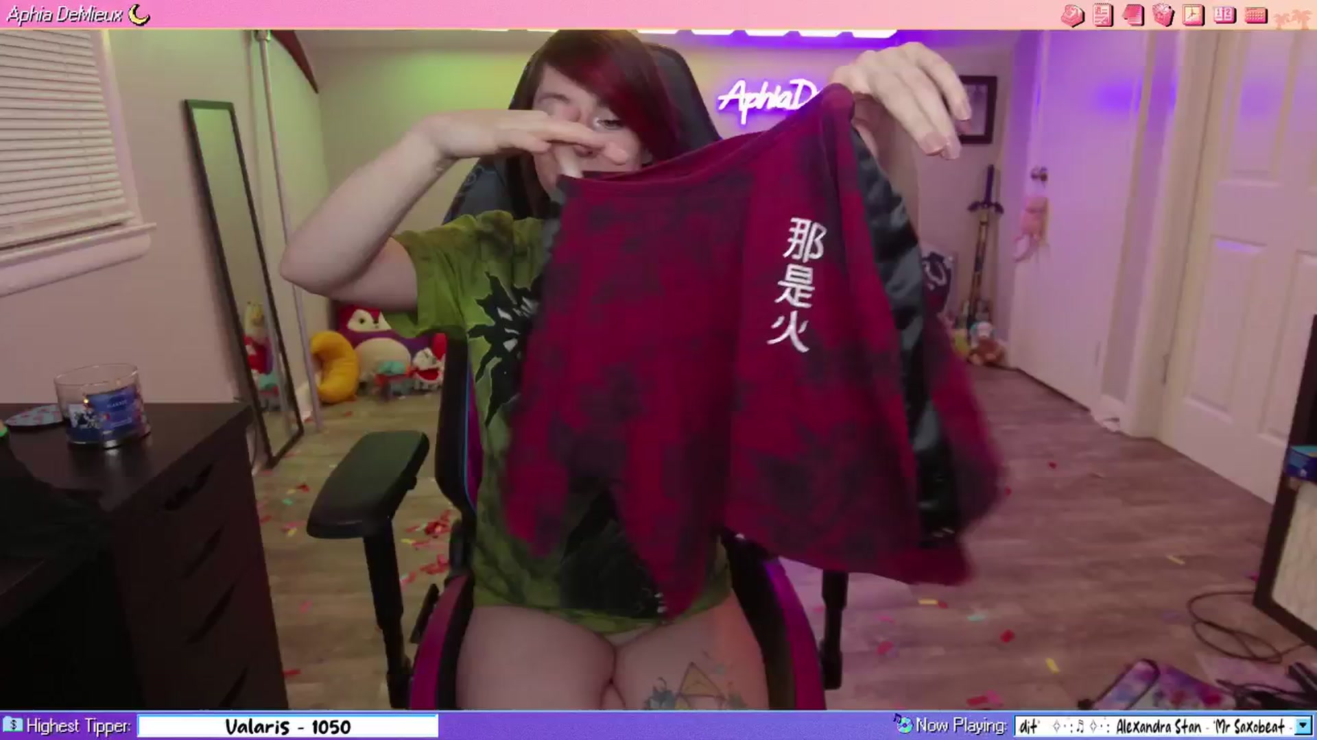 Gallery image thumbnail from AphiaDeMieux's myfreecams stream on, 01/04/2026, 05:11 image 12 of 20