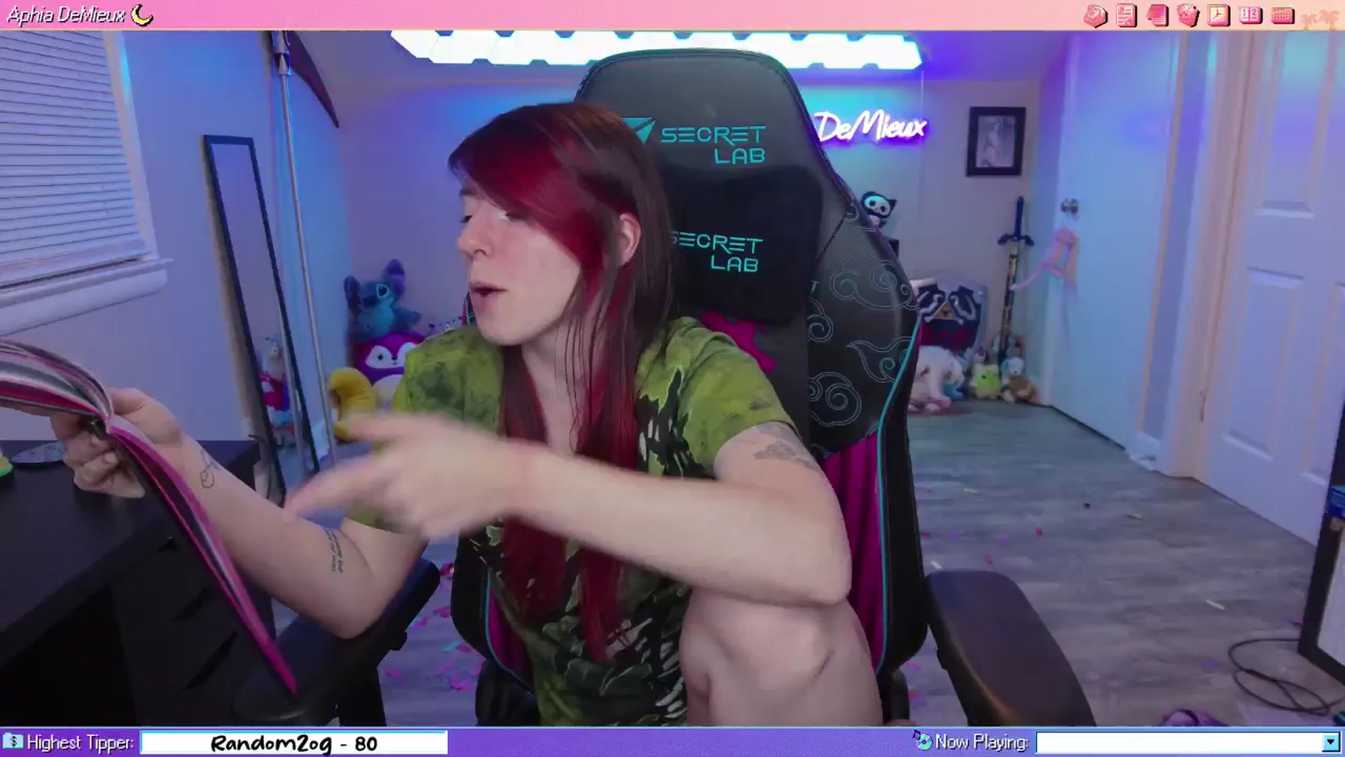 Gallery image thumbnail from AphiaDeMieux's myfreecams stream on, 01/04/2026, 05:11 image 8 of 20