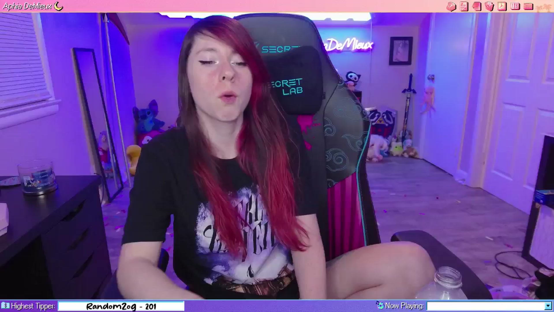 Gallery image thumbnail from AphiaDeMieux's myfreecams stream on, 01/05/2026, 04:14 image 2 of 20