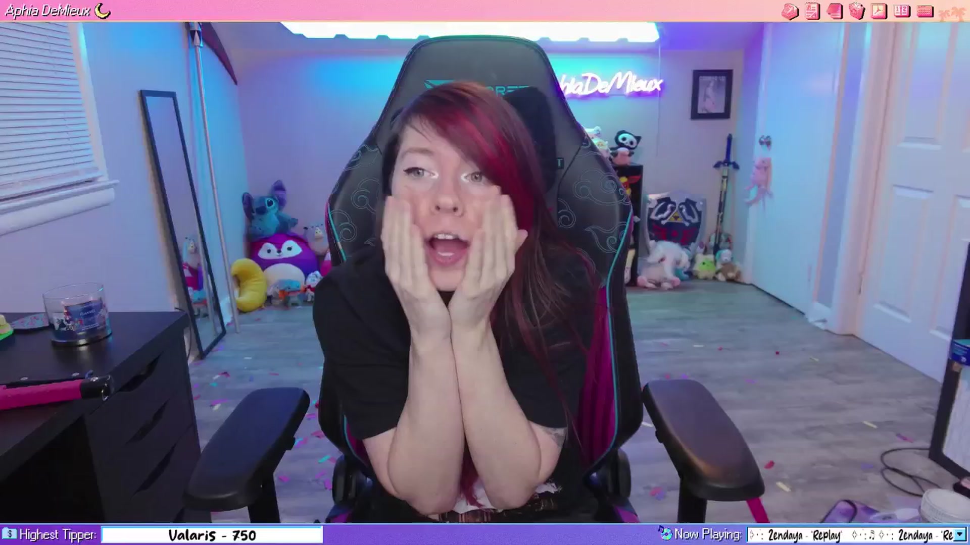 Gallery image thumbnail from AphiaDeMieux's myfreecams stream on, 01/05/2026, 04:14 image 10 of 20