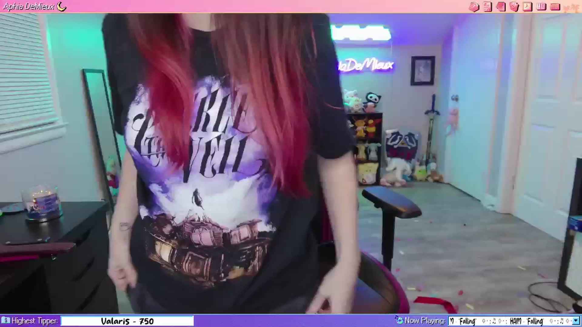 Gallery image thumbnail from AphiaDeMieux's myfreecams stream on, 01/05/2026, 04:14 image 8 of 20