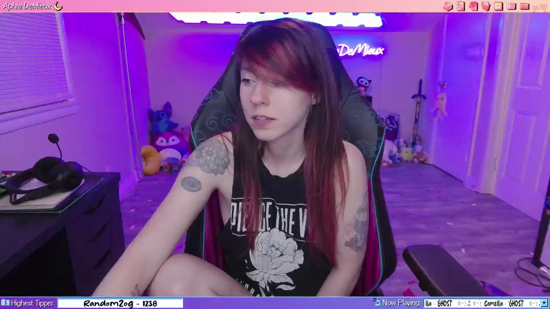 Gallery image thumbnail from AphiaDeMieux's myfreecams stream on, 01/10/2026, 04:08 image 19 of 20