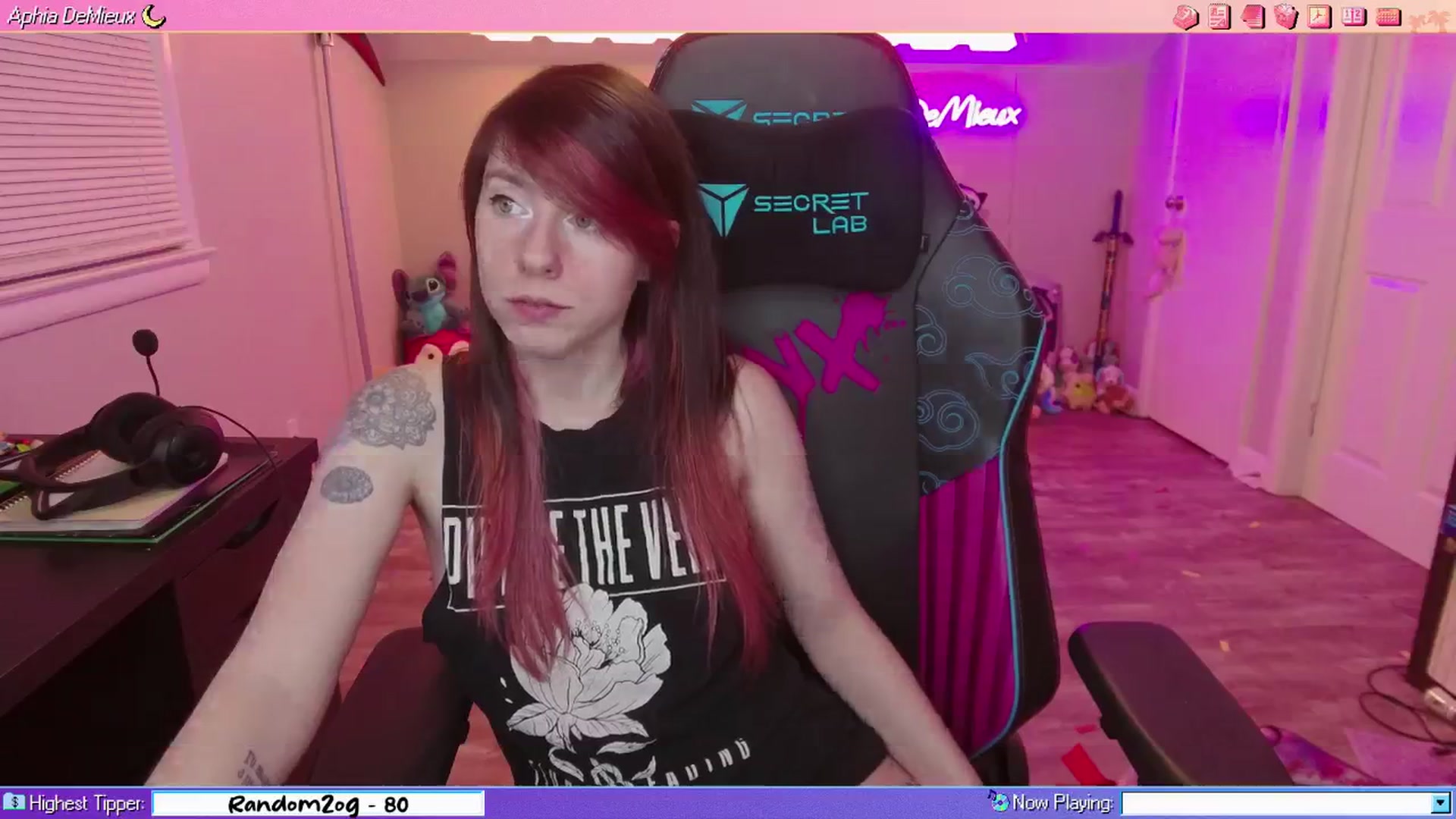 Gallery image thumbnail from AphiaDeMieux's myfreecams stream on, 01/10/2026, 04:08 image 3 of 20