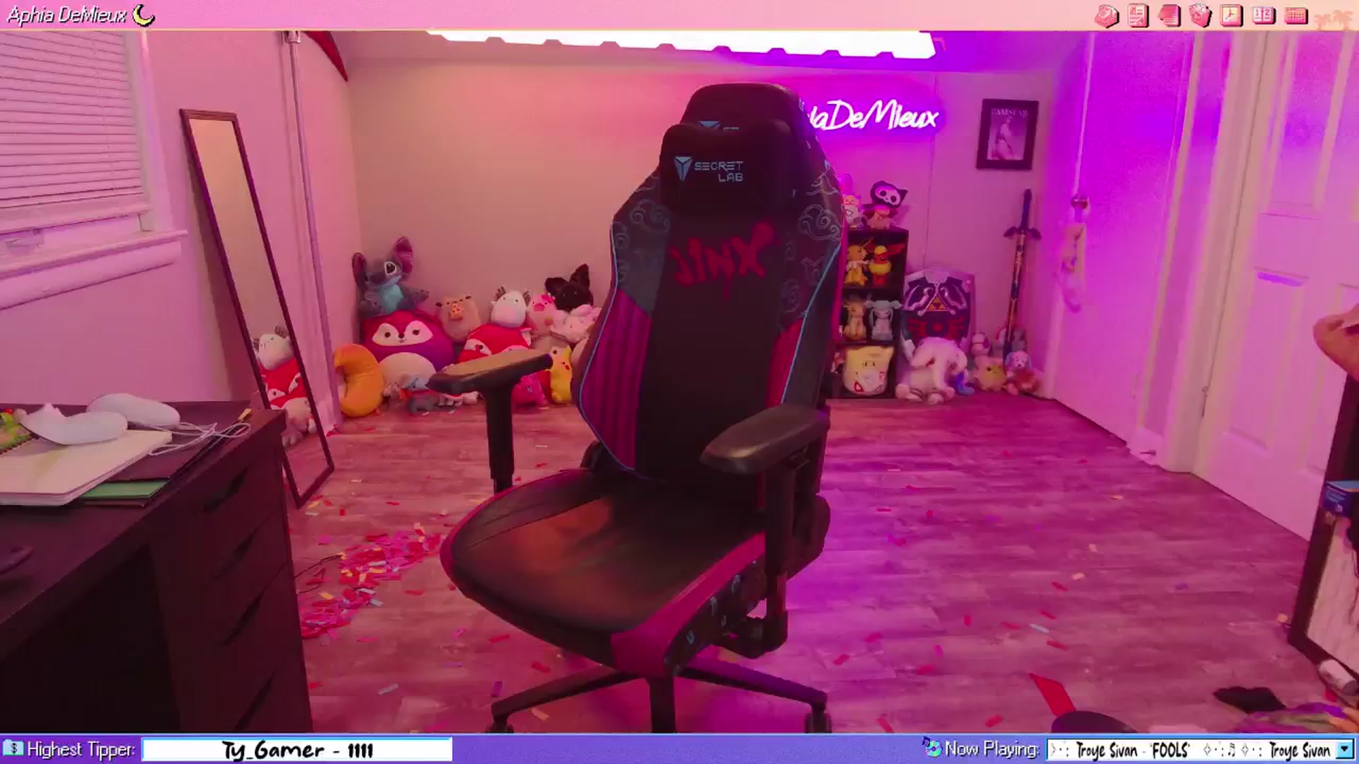 Gallery image thumbnail from AphiaDeMieux's myfreecams stream on, 01/12/2026, 04:48 image 20 of 20