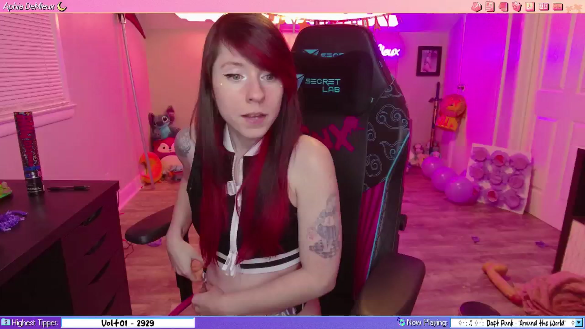 Gallery image thumbnail from AphiaDeMieux's myfreecams stream on, 01/15/2026, 05:24 image 7 of 20