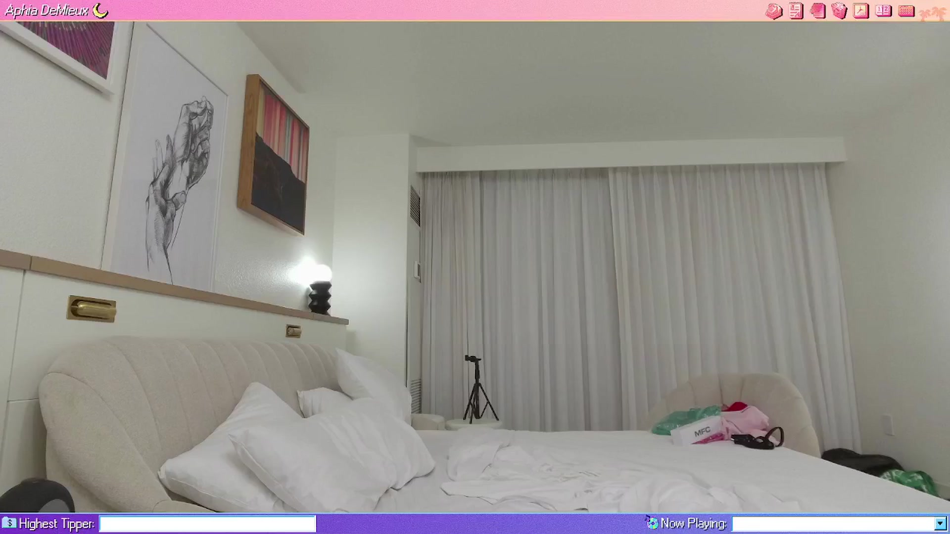 Gallery image thumbnail from AphiaDeMieux's myfreecams stream on, 01/24/2026, 05:26 image 13 of 20