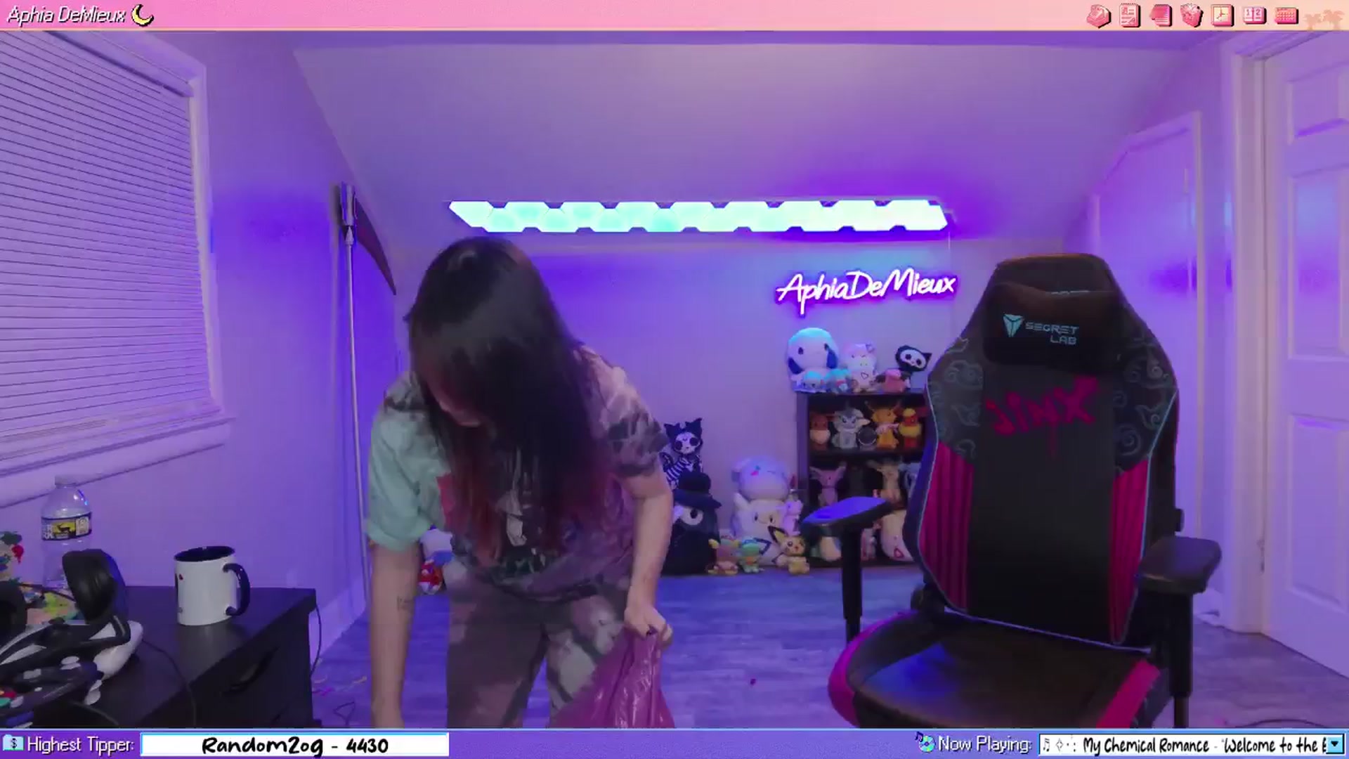 Gallery image thumbnail from AphiaDeMieux's myfreecams stream on, 01/31/2026, 05:26 image 20 of 20