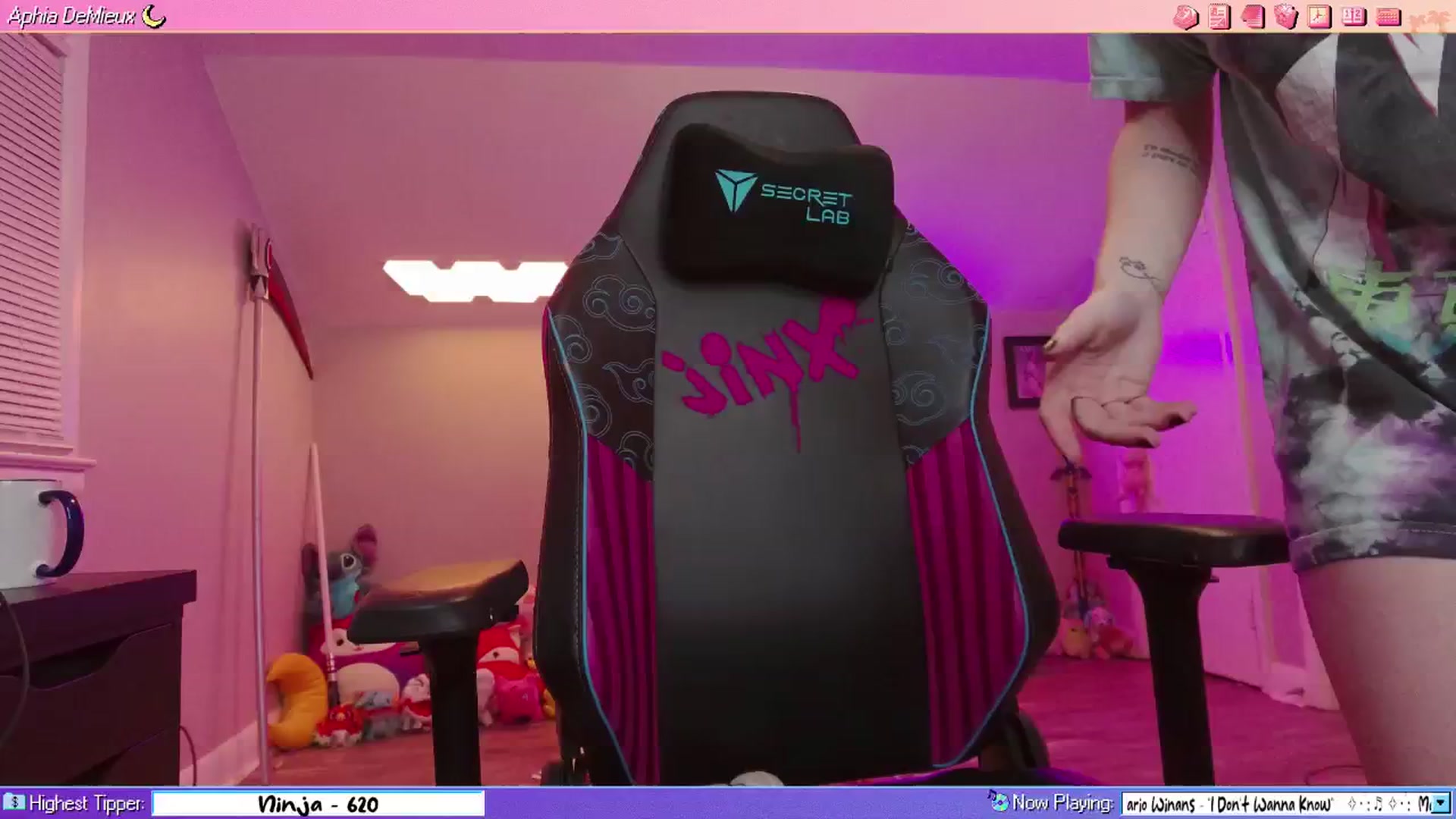 Gallery image thumbnail from AphiaDeMieux's myfreecams stream on, 01/31/2026, 05:26 image 4 of 20