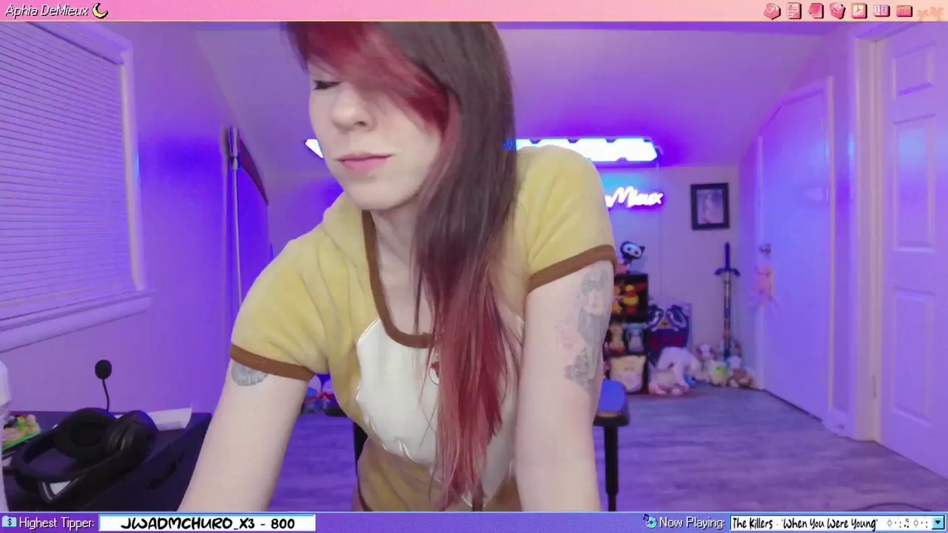 Gallery image thumbnail from AphiaDeMieux's myfreecams stream on, 02/01/2026, 04:51 image 20 of 20