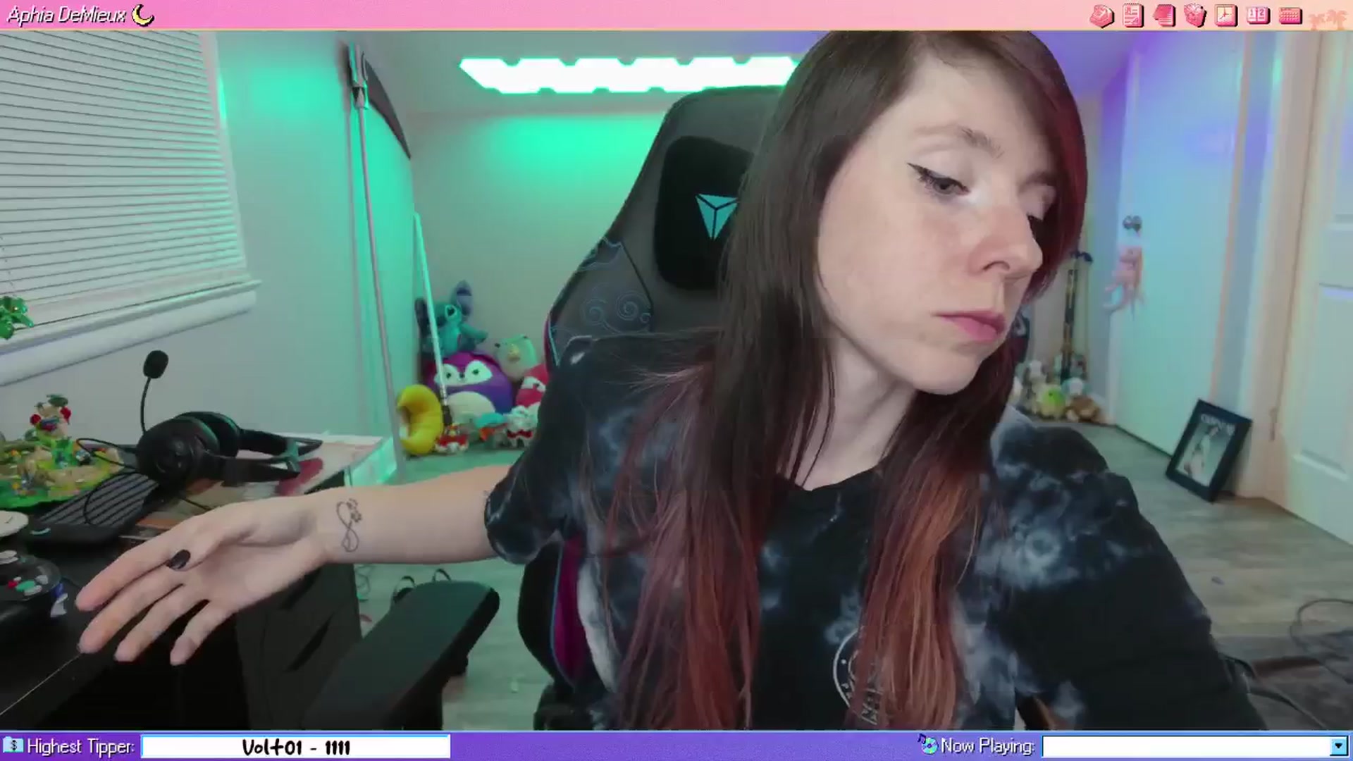 Gallery image thumbnail from AphiaDeMieux's myfreecams stream on, 02/08/2026, 02:41 image 4 of 20