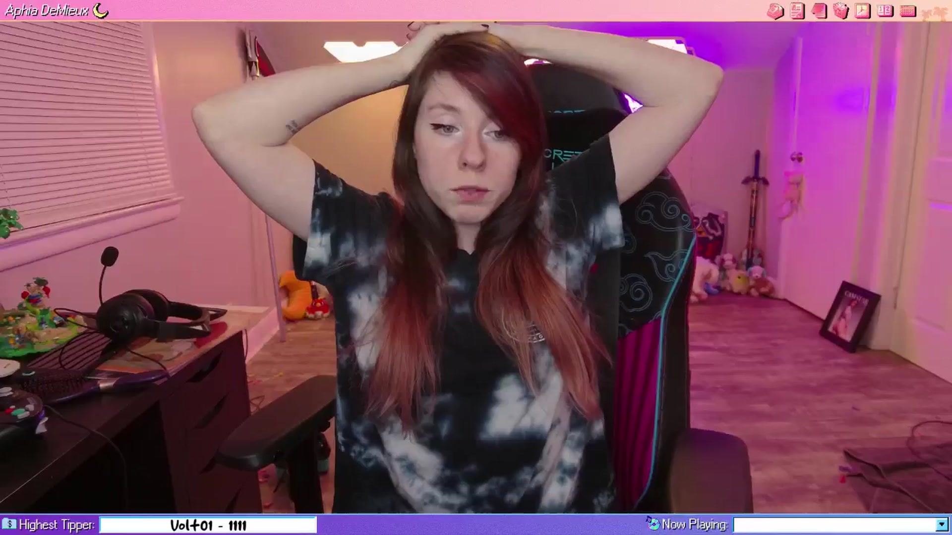 Gallery image thumbnail from AphiaDeMieux's myfreecams stream on, 02/08/2026, 02:41 image 5 of 20