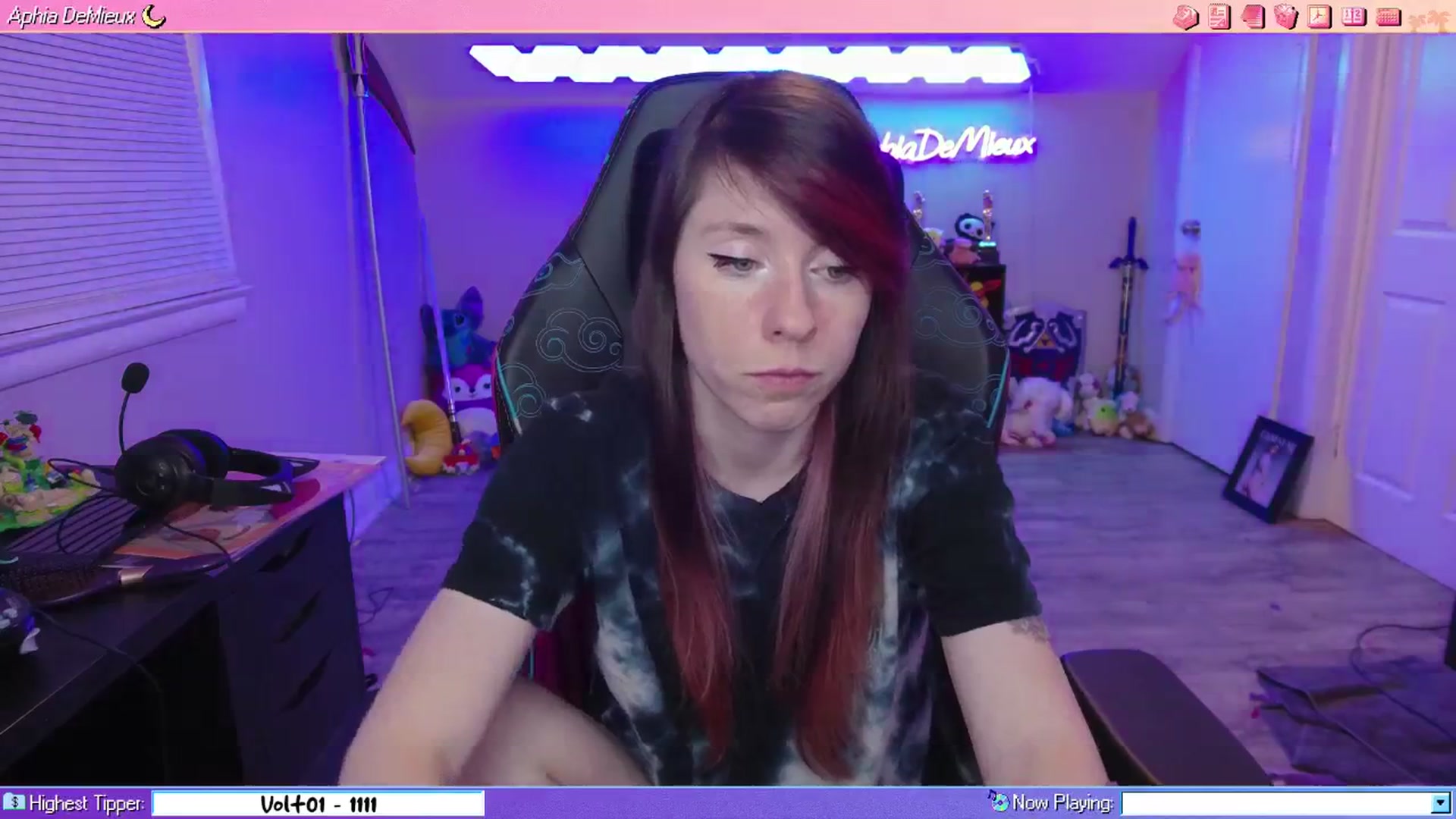 Gallery image thumbnail from AphiaDeMieux's myfreecams stream on, 02/08/2026, 03:49 image 3 of 20