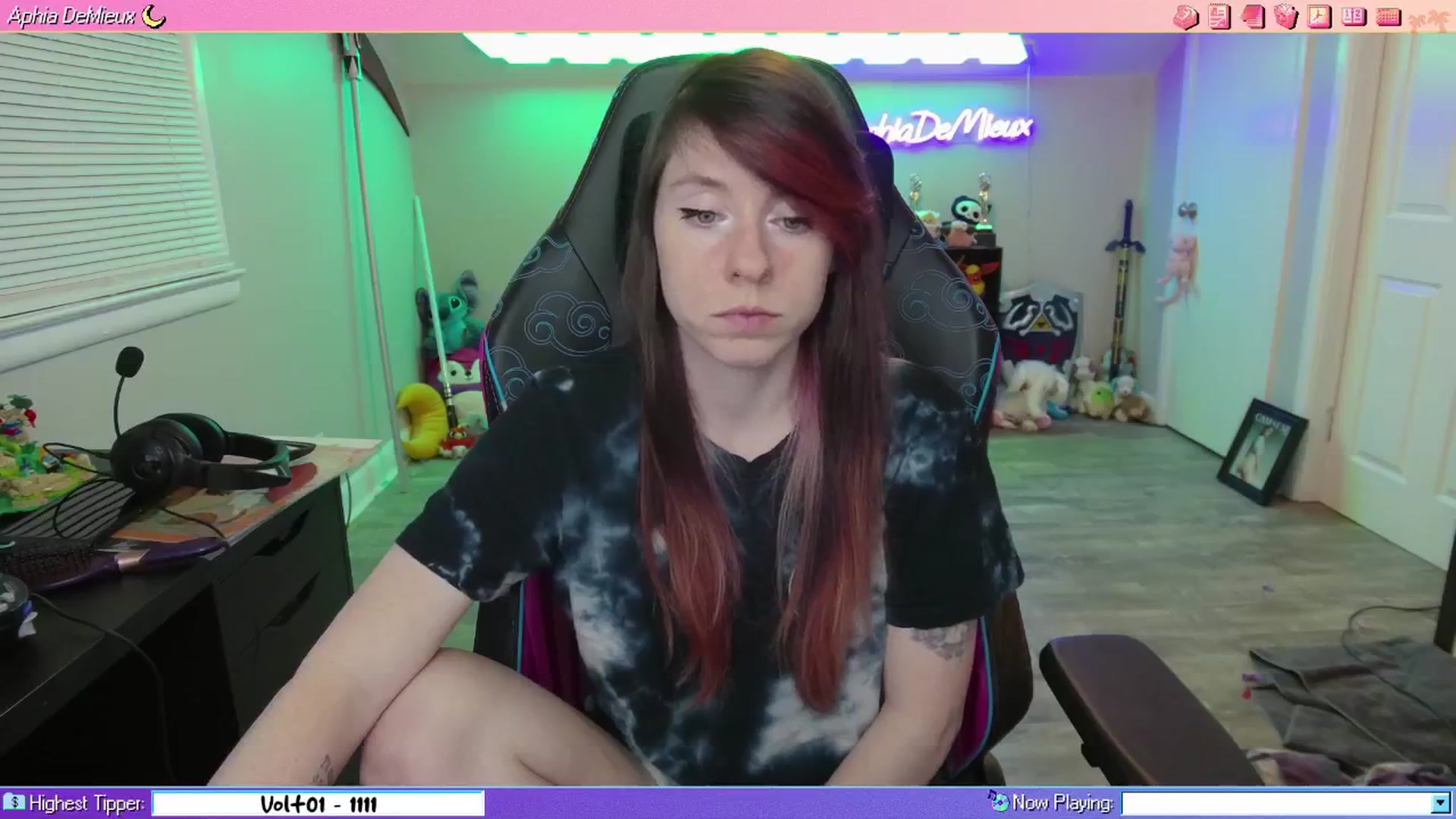Gallery image thumbnail from AphiaDeMieux's myfreecams stream on, 02/08/2026, 03:49 image 2 of 20