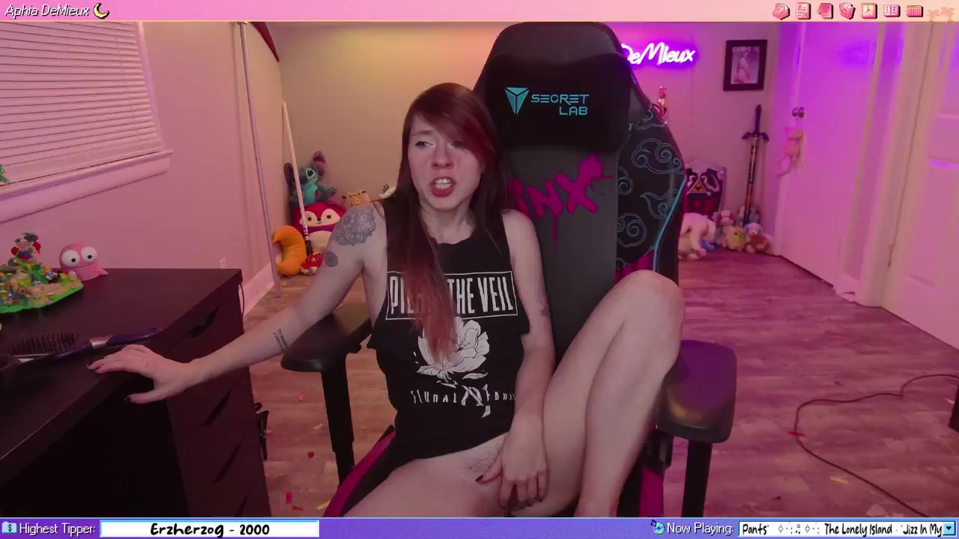 Gallery image thumbnail from AphiaDeMieux's myfreecams stream on, 02/13/2026, 03:58 image 9 of 20