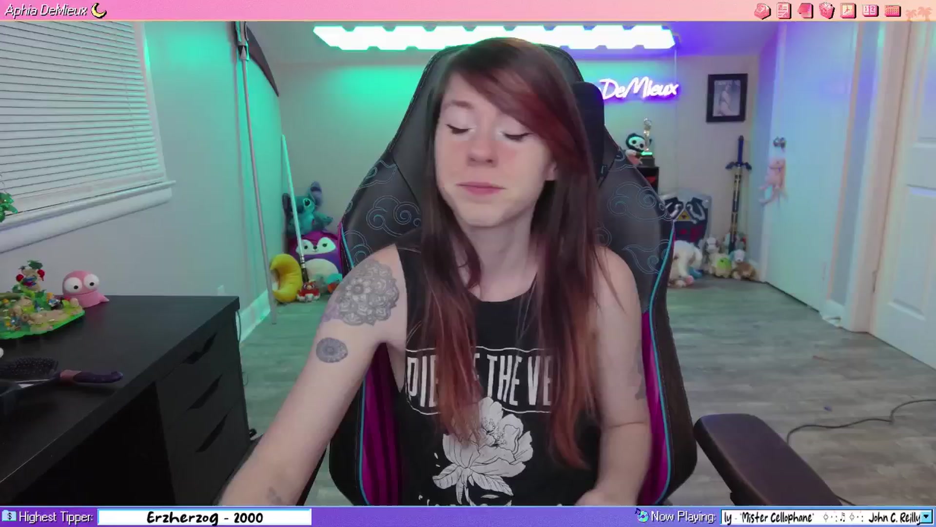 Gallery image thumbnail from AphiaDeMieux's myfreecams stream on, 02/13/2026, 03:58 image 6 of 20