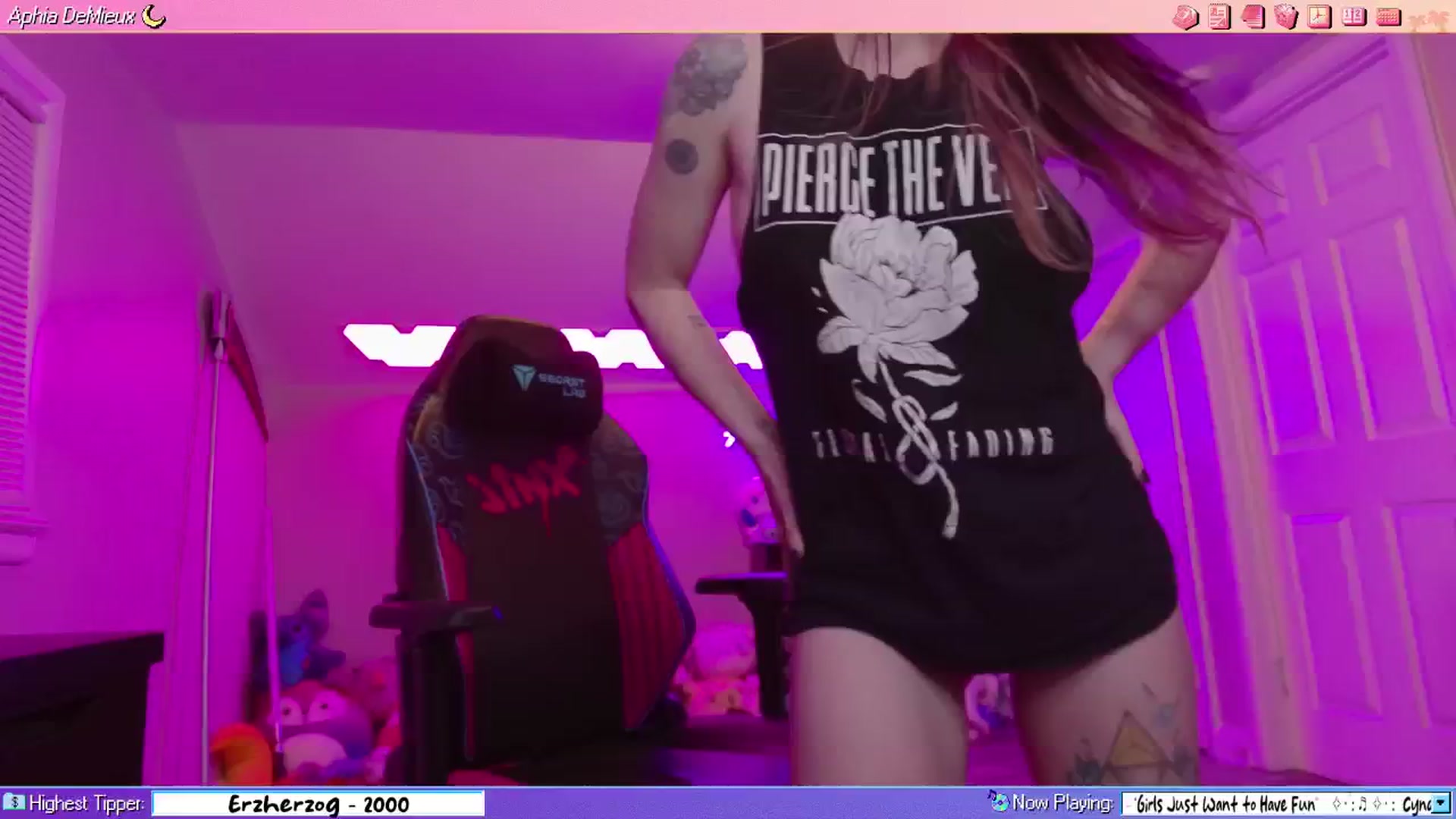 Gallery image thumbnail from AphiaDeMieux's myfreecams stream on, 02/13/2026, 03:58 image 1 of 20