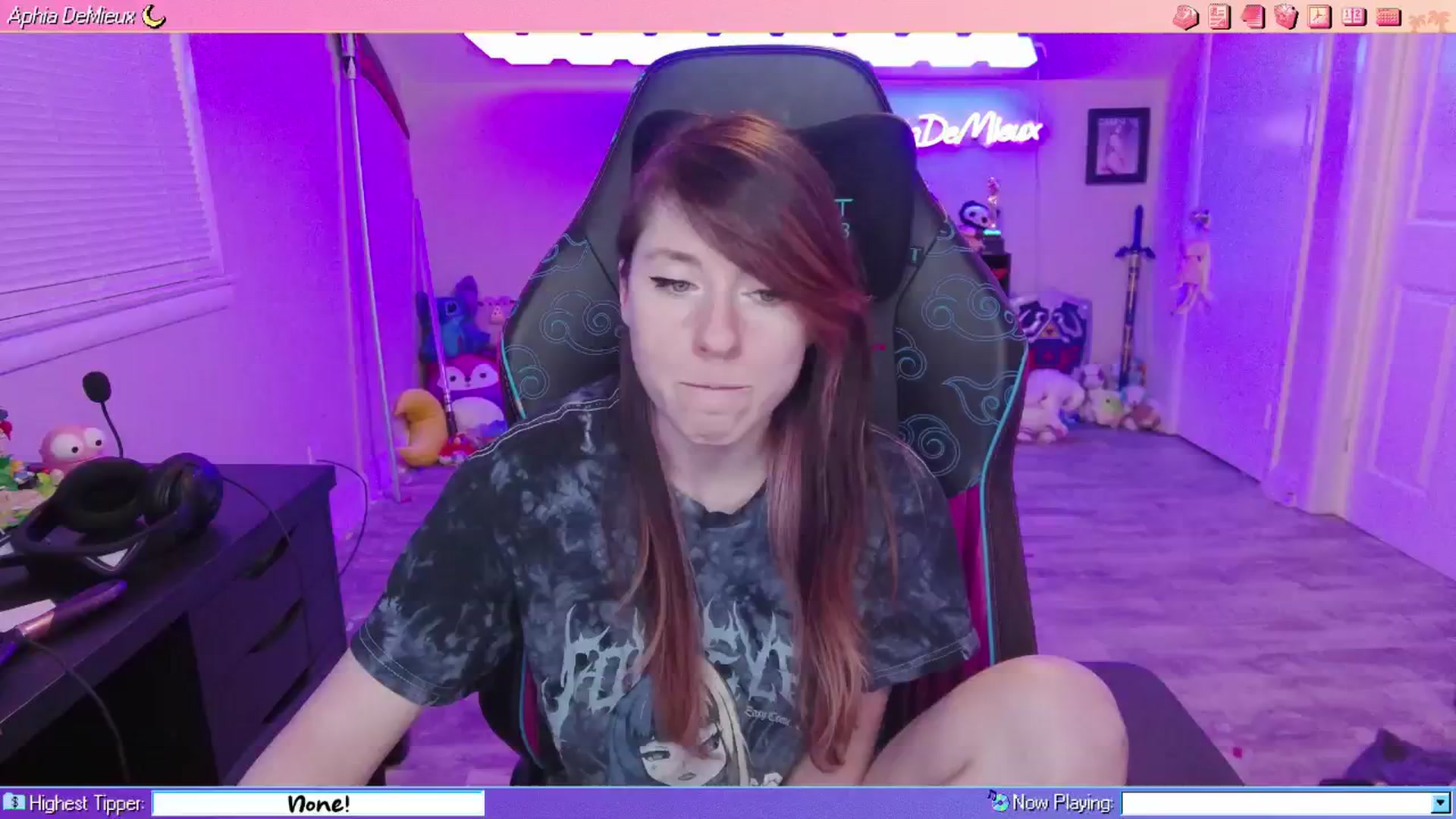 Gallery image thumbnail from AphiaDeMieux's myfreecams stream on, 02/24/2026, 04:59 image 2 of 20