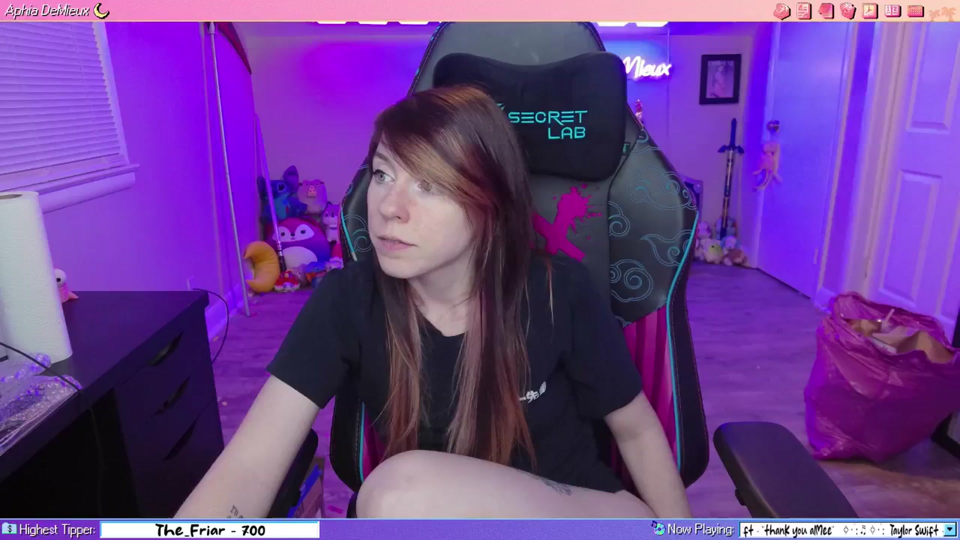 Gallery image thumbnail from AphiaDeMieux's myfreecams stream on, 02/28/2026, 05:52 image 18 of 20