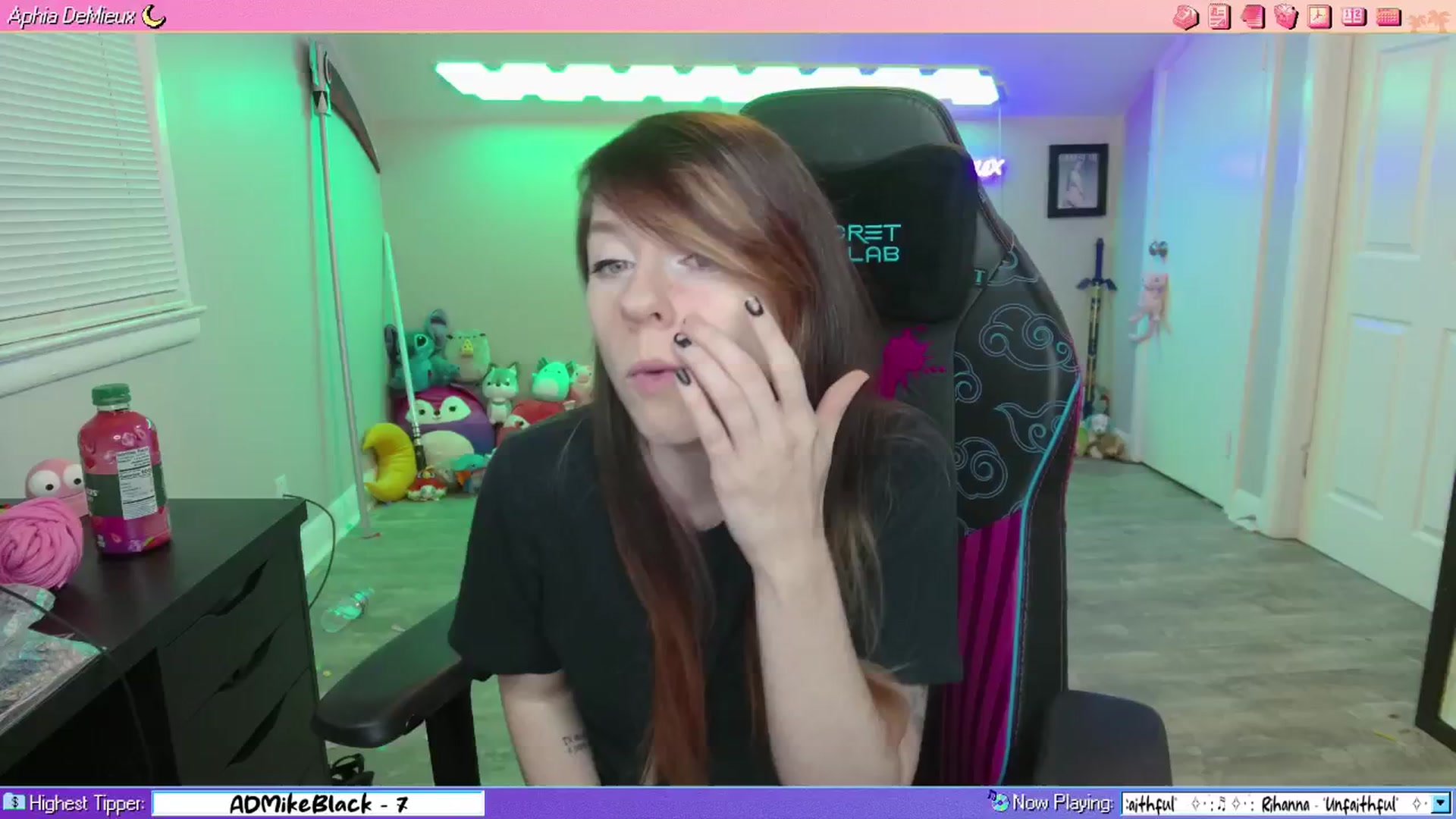 Gallery image thumbnail from AphiaDeMieux's myfreecams stream on, 02/28/2026, 05:52 image 3 of 20
