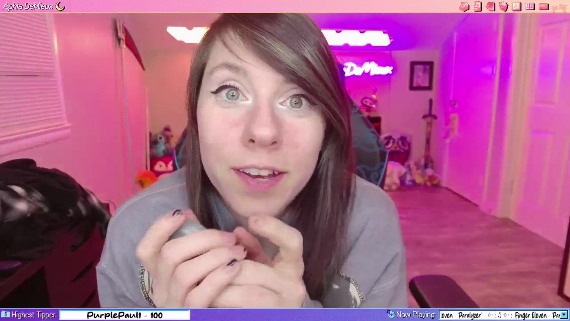 Gallery image thumbnail from AphiaDeMieux's myfreecams stream on, 03/14/2026, 04:48 image 7 of 20