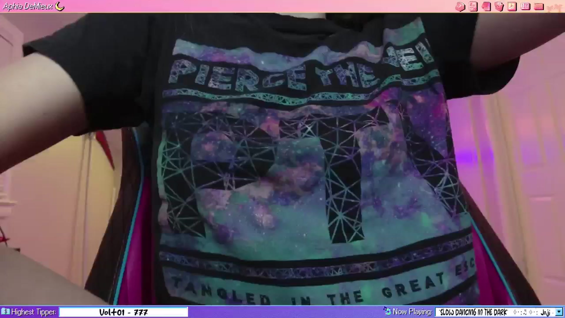 Gallery image thumbnail from AphiaDeMieux's myfreecams stream on, 03/24/2026, 04:15 image 3 of 20