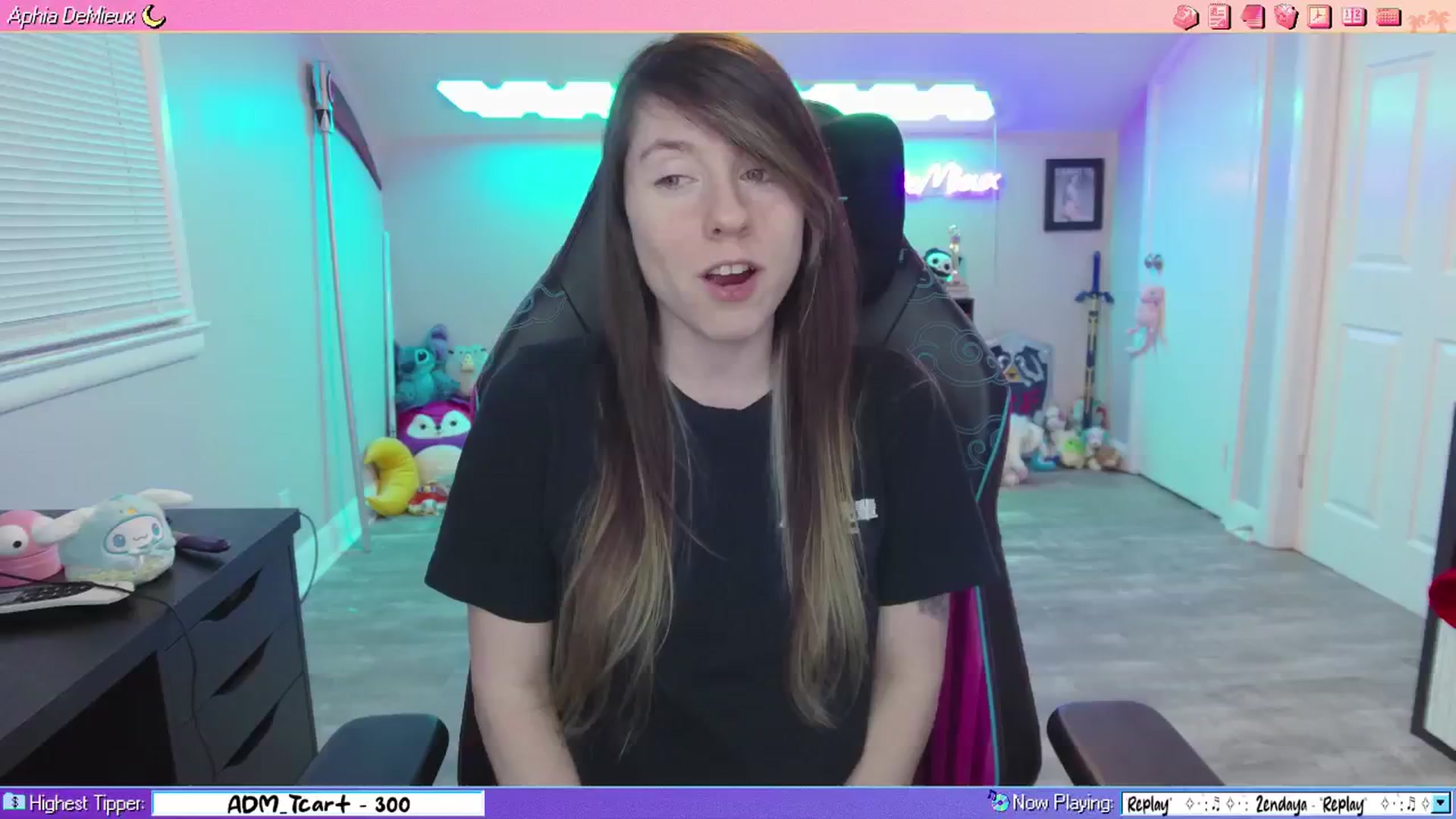Gallery image thumbnail from AphiaDeMieux's myfreecams stream on, 03/28/2026, 04:45 image 3 of 20