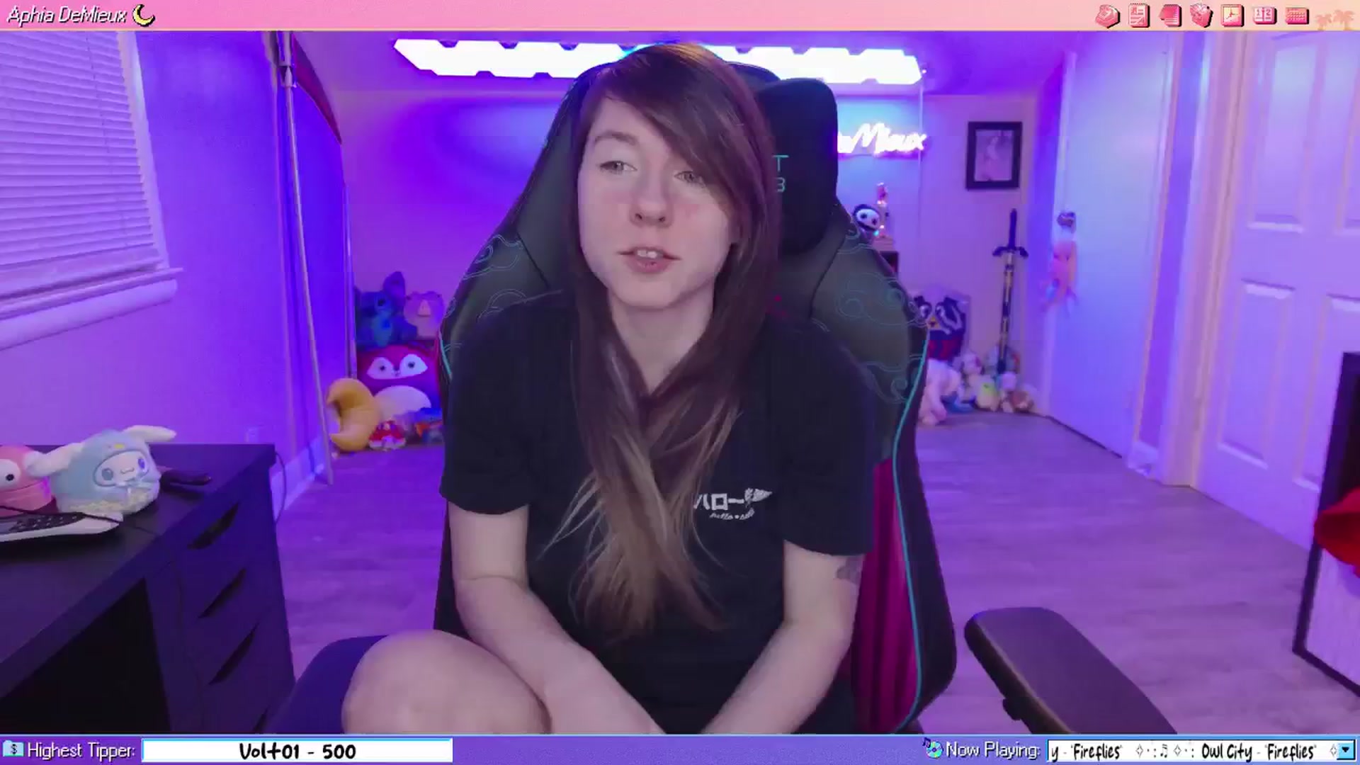Gallery image thumbnail from AphiaDeMieux's myfreecams stream on, 03/28/2026, 04:45 image 8 of 20