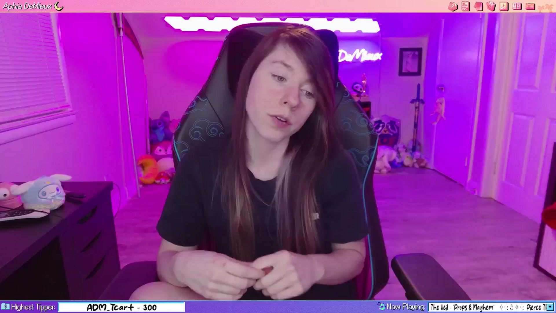 Gallery image thumbnail from AphiaDeMieux's myfreecams stream on, 03/28/2026, 04:45 image 5 of 20