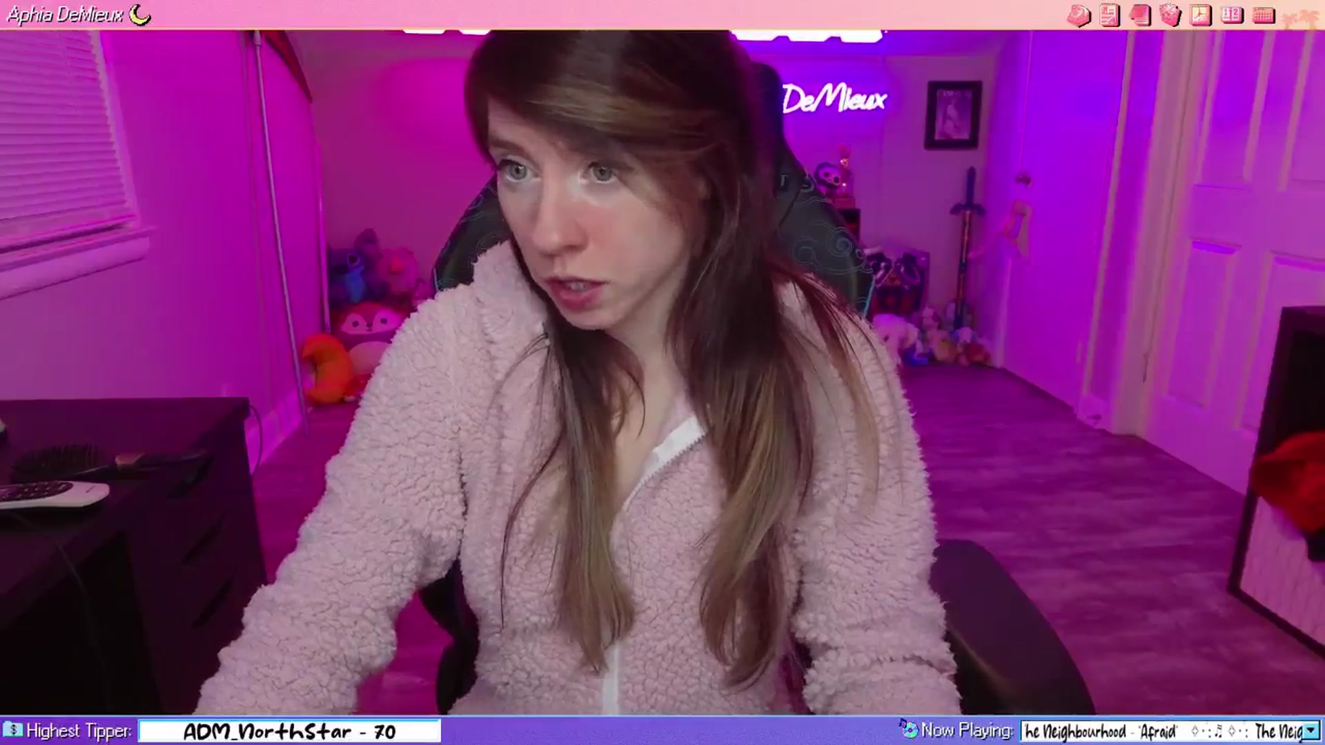 Gallery image thumbnail from AphiaDeMieux's myfreecams stream on, 03/29/2026, 05:07 image 6 of 20