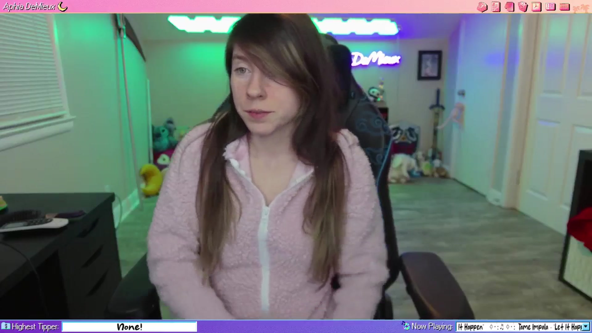 Gallery image thumbnail from AphiaDeMieux's myfreecams stream on, 03/29/2026, 05:07 image 2 of 20