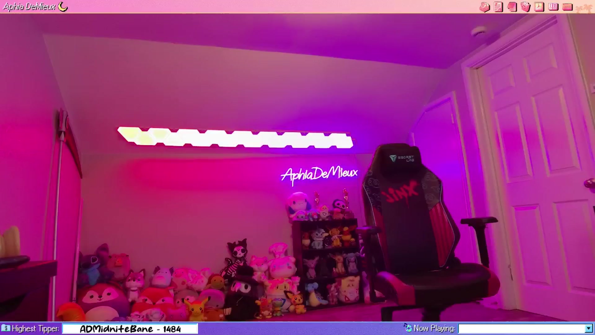 Gallery image thumbnail from AphiaDeMieux's myfreecams stream on, 03/29/2026, 05:07 image 17 of 20