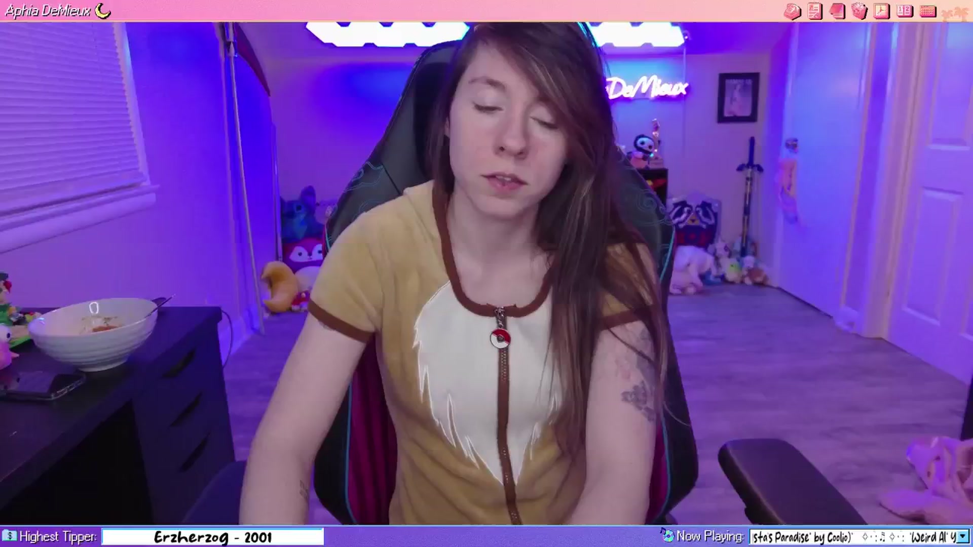 Gallery image thumbnail from AphiaDeMieux's myfreecams stream on, 03/30/2026, 04:40 image 9 of 20