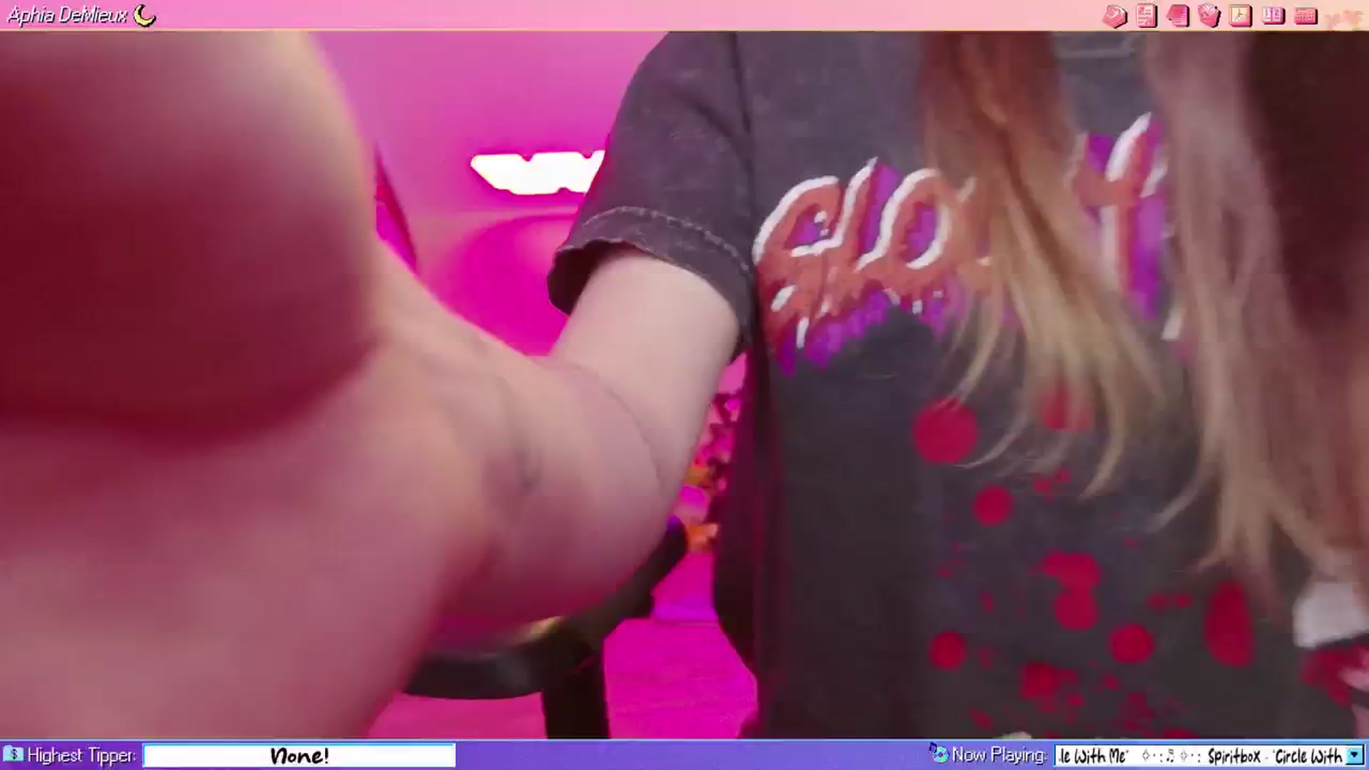 Gallery image thumbnail from AphiaDeMieux's myfreecams stream on, 04/04/2026, 03:14 image 5 of 20