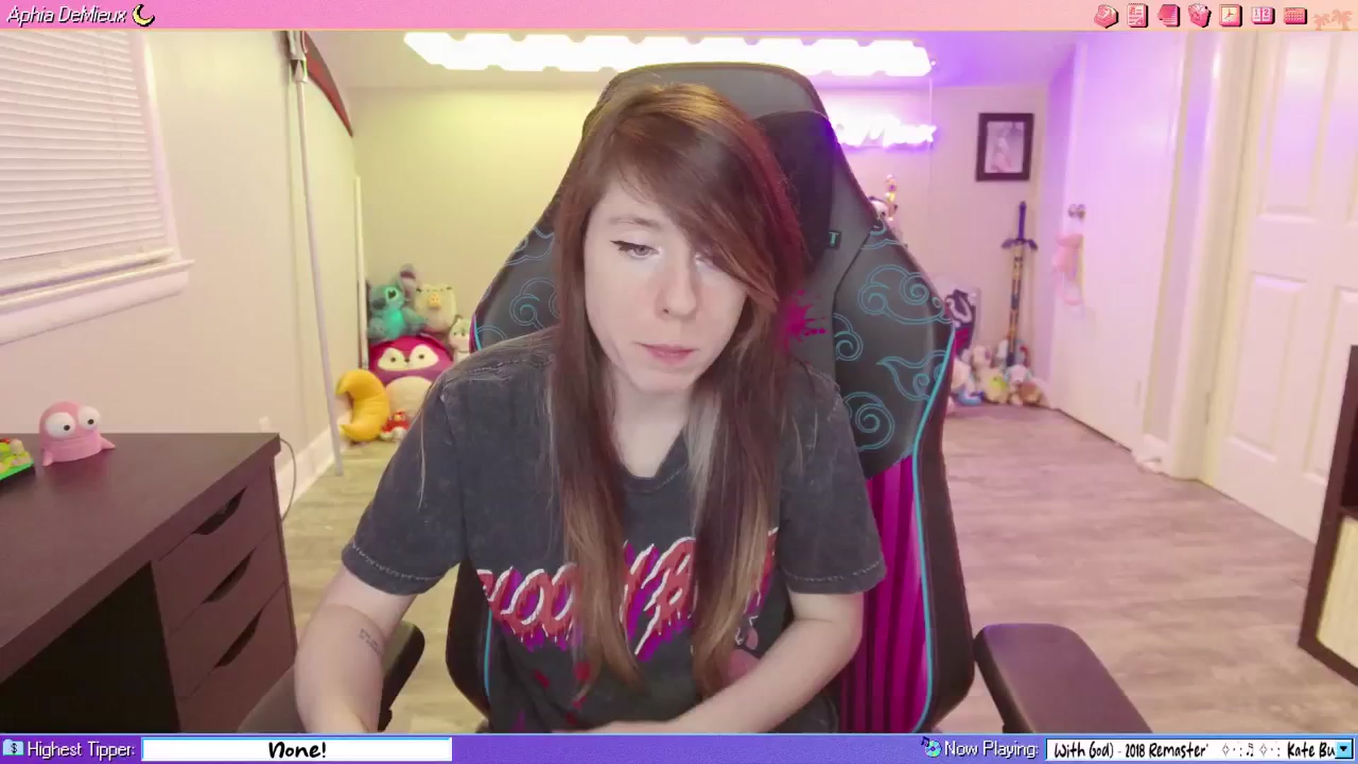 Gallery image thumbnail from AphiaDeMieux's myfreecams stream on, 04/04/2026, 03:14 image 13 of 20