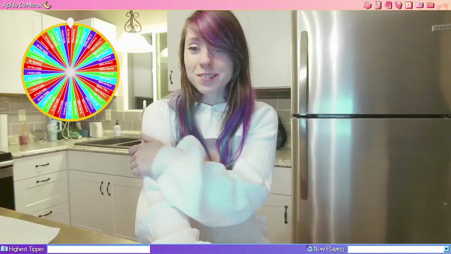 Gallery image thumbnail from AphiaDeMieux's myfreecams stream on, 04/11/2026, 03:50 image 7 of 20