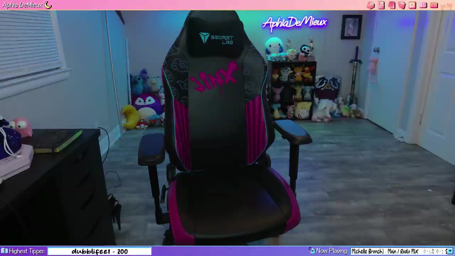 Gallery image thumbnail from AphiaDeMieux's myfreecams stream on, 05/09/2026, 03:26 image 19 of 20