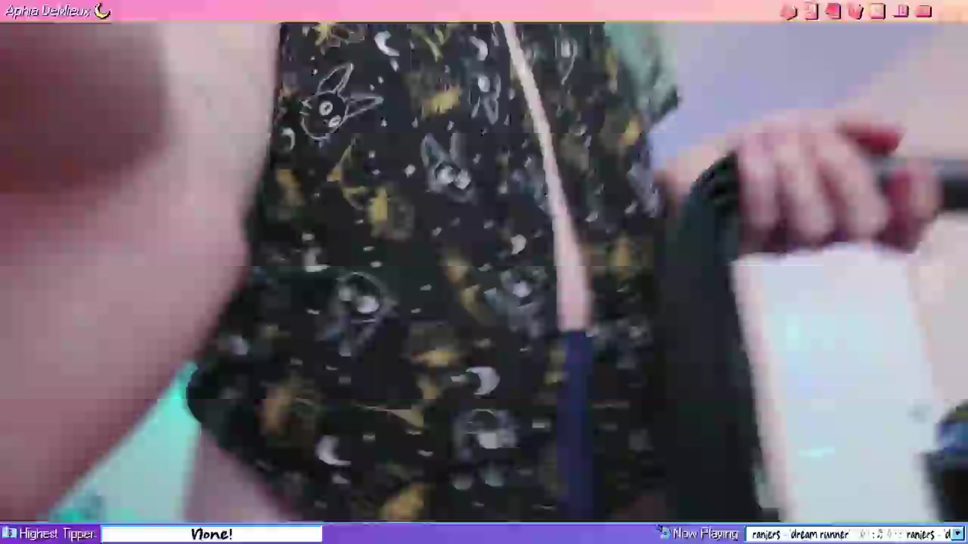 Gallery image thumbnail from AphiaDeMieux's myfreecams stream on, 05/12/2026, 03:04 image 8 of 20