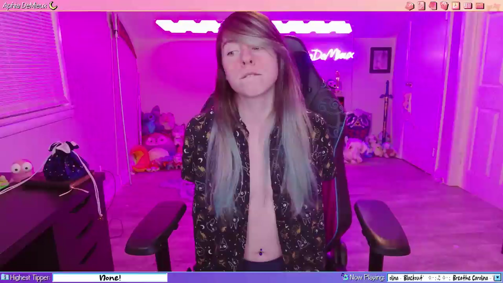 Gallery image thumbnail from AphiaDeMieux's myfreecams stream on, 05/12/2026, 03:04 image 1 of 20