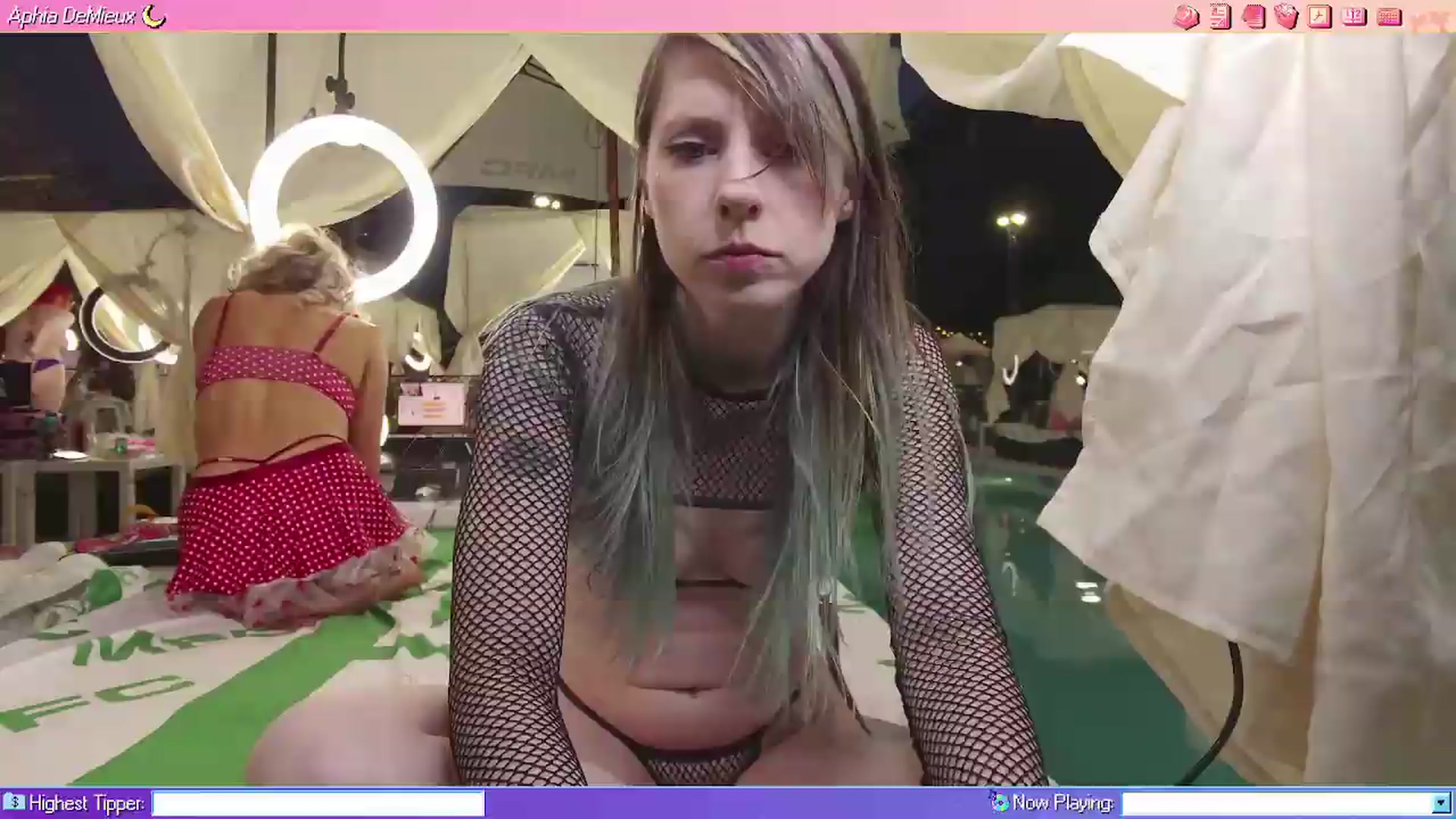 Gallery image thumbnail from AphiaDeMieux's myfreecams stream on, 05/19/2026, 04:24 image 5 of 20