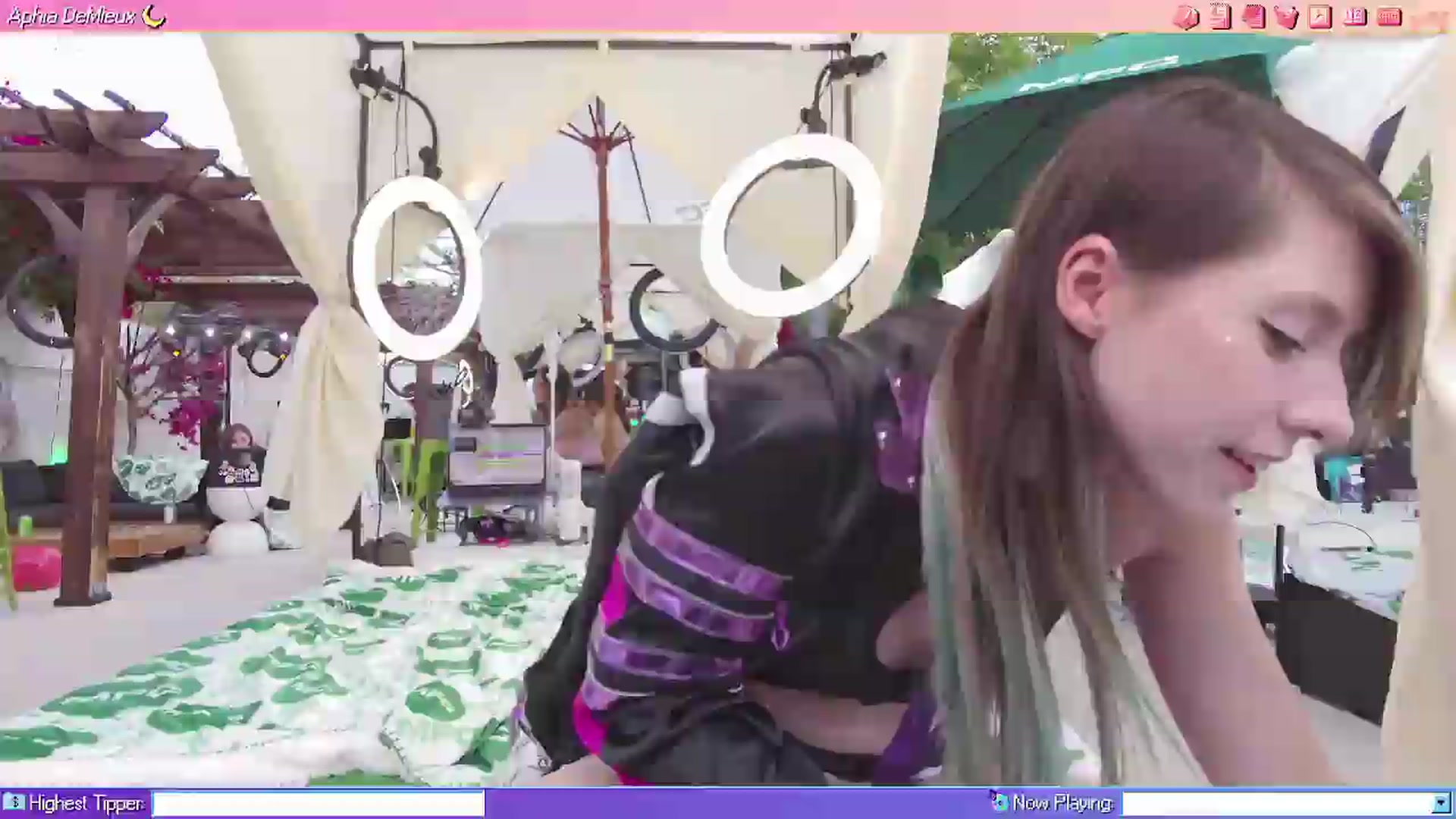 Gallery image thumbnail from AphiaDeMieux's myfreecams stream on, 05/21/2026, 03:19 image 7 of 20