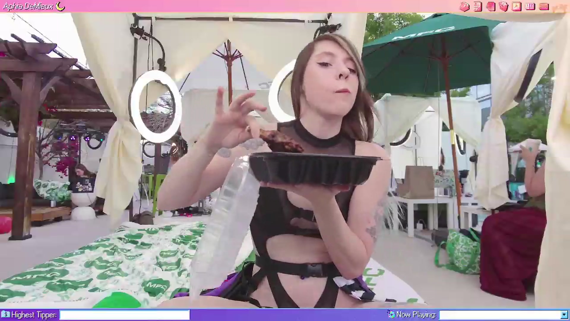 Gallery image thumbnail from AphiaDeMieux's myfreecams stream on, 05/21/2026, 03:19 image 10 of 20
